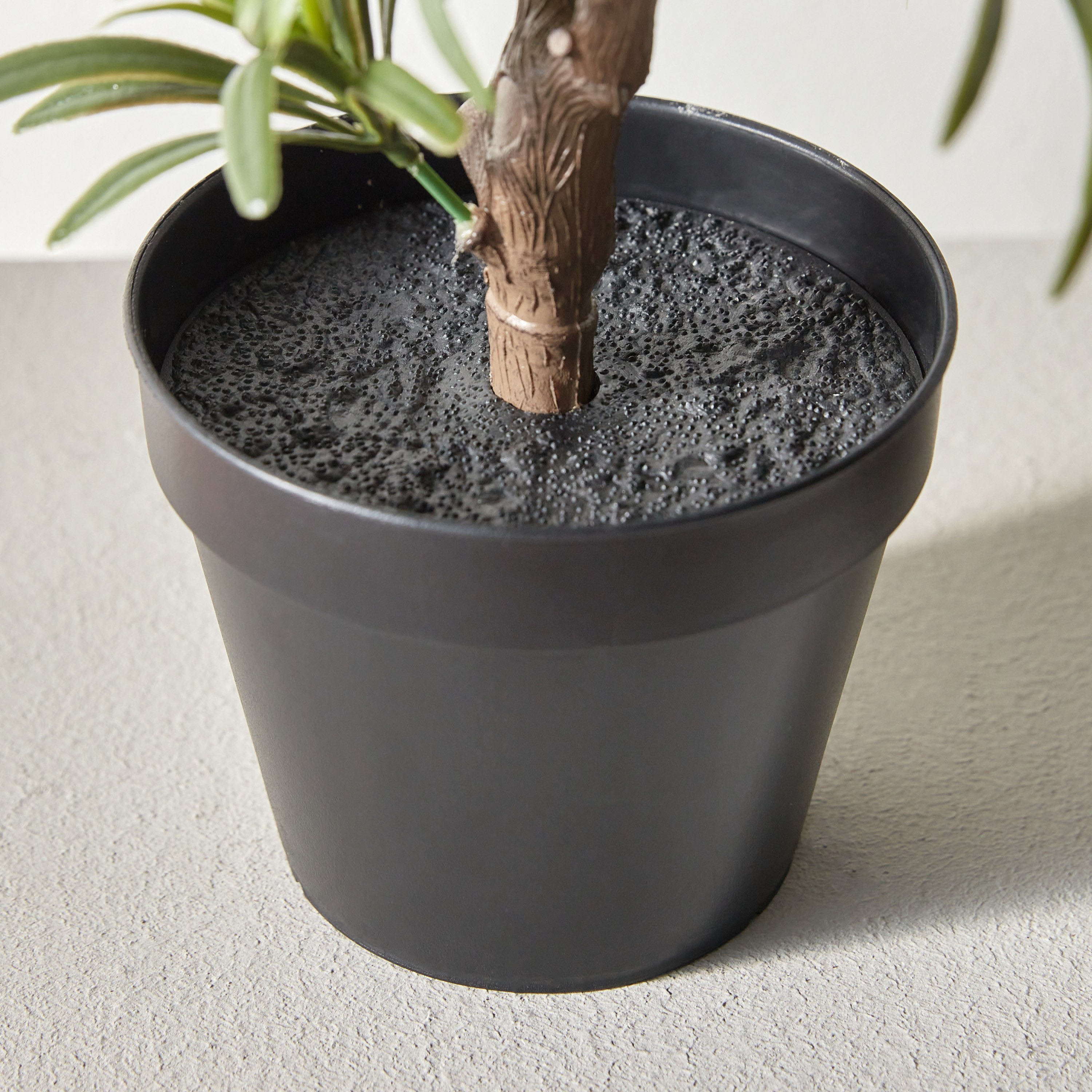 Schefflera Tree in Pot - 40 cm-household-gardenandoutdoor-artificialplants-pottedplants-image-3