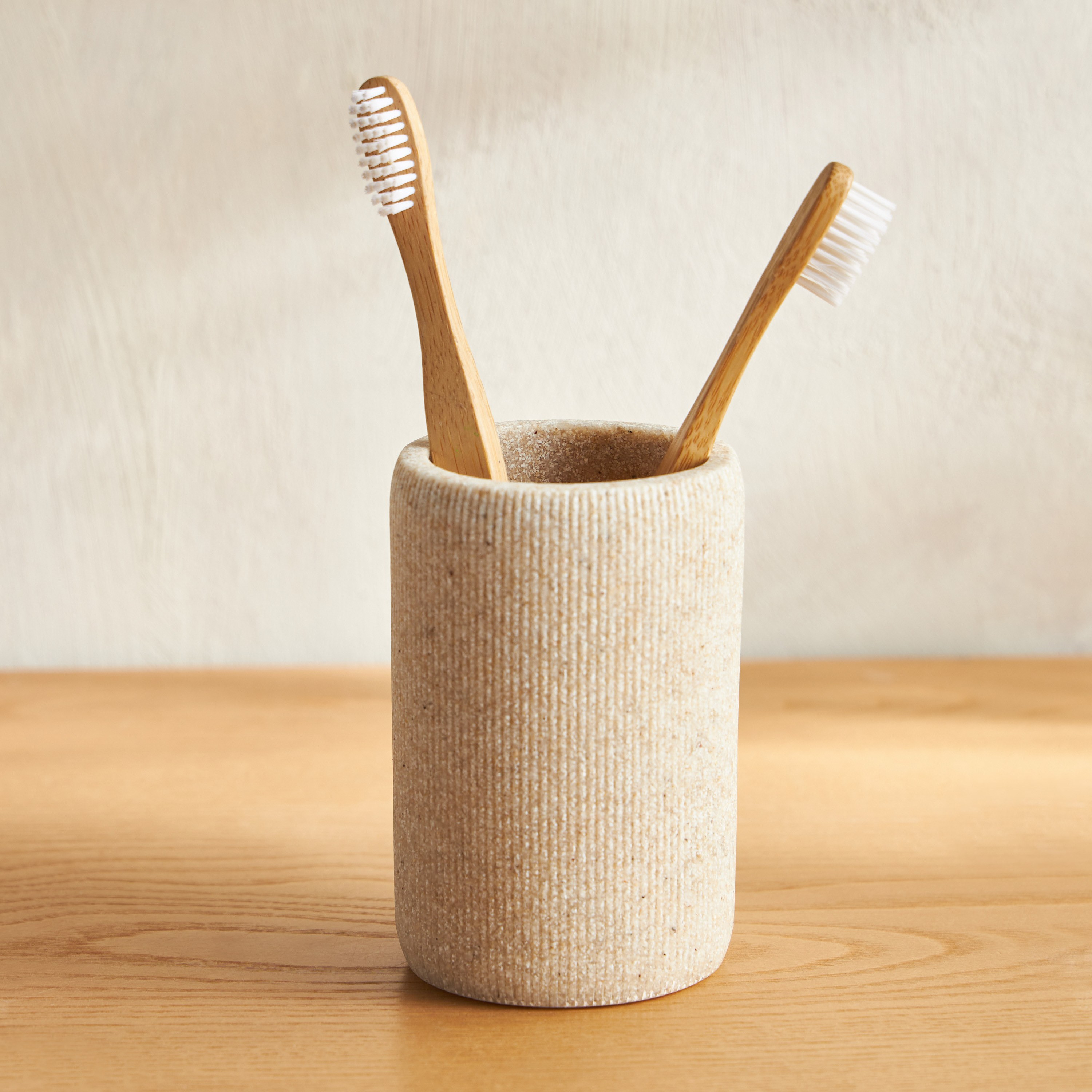 Gourami Tumbler-household-bathandlaundry-bathaccessories-toothbrushholdersandtumblers-image-1