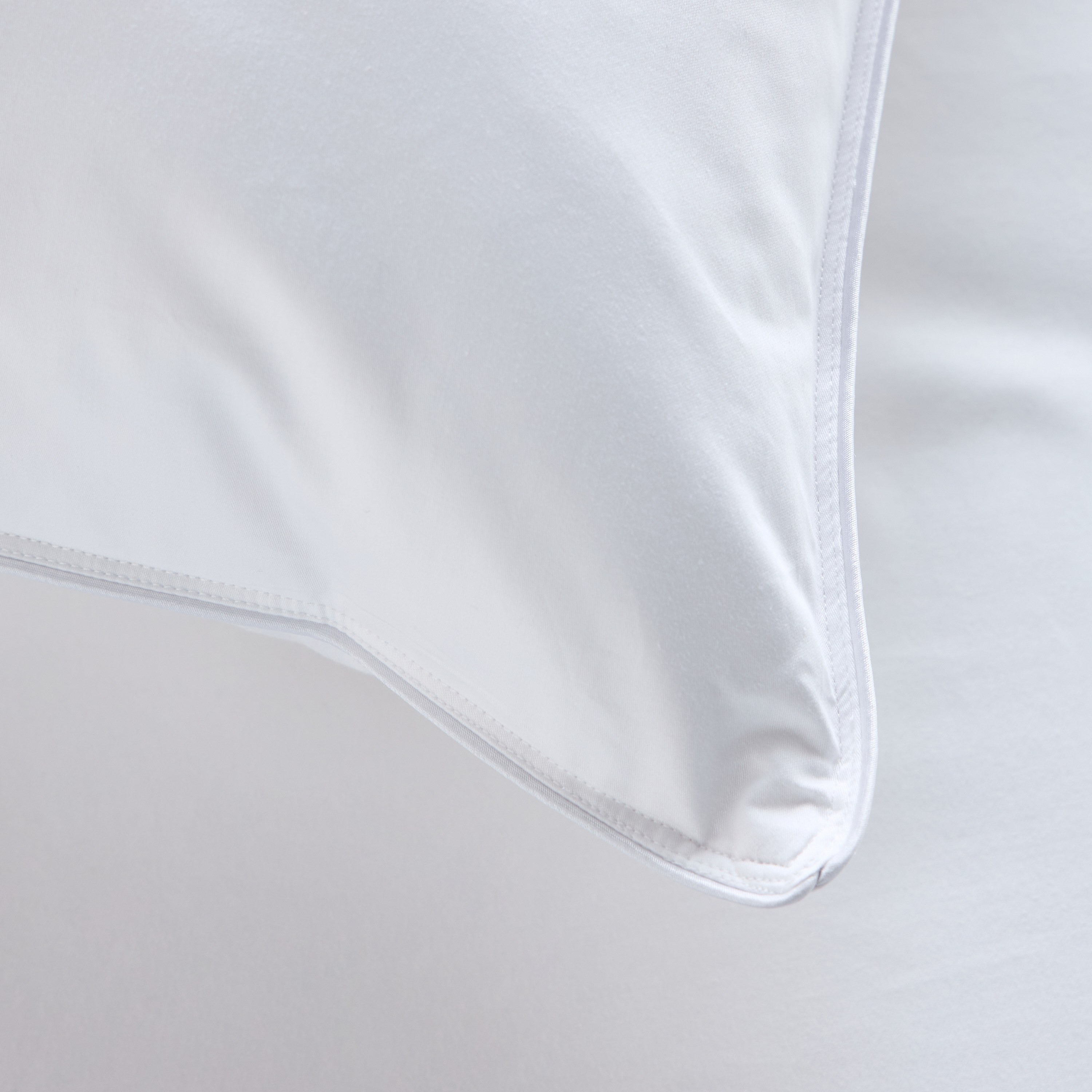 وسادة من ريش البط المجري قطعة - فييرا - 50×75 سم-household-bedding-pillows-image-2