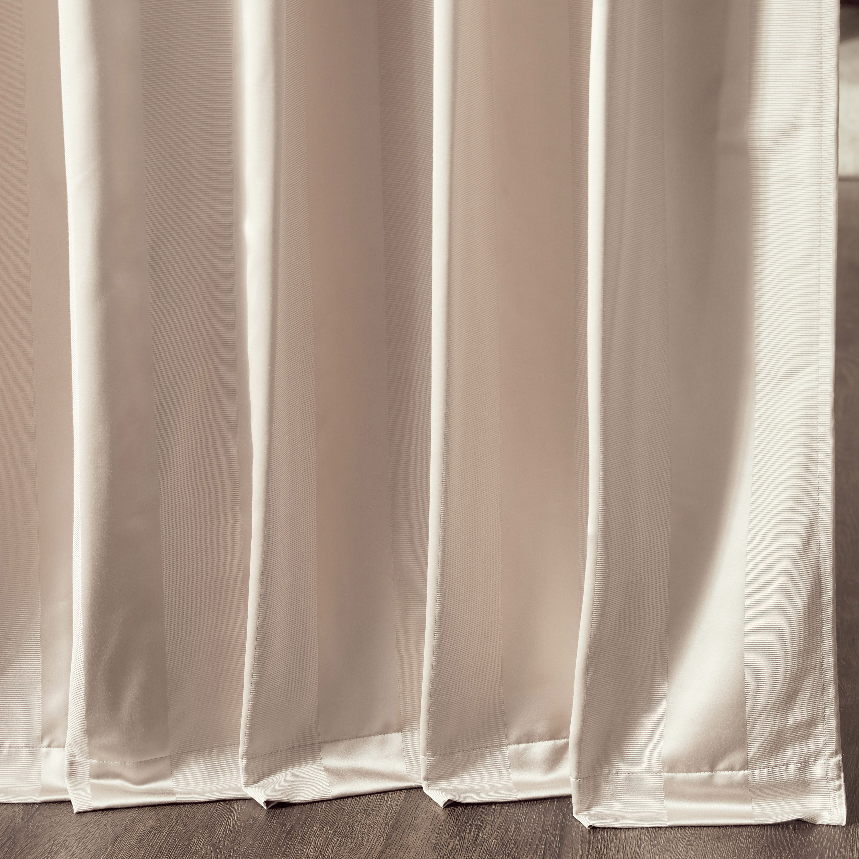 طقم ستائر مقلّمة قطعتين 135x240 سم-household-windows-curtains-image-23