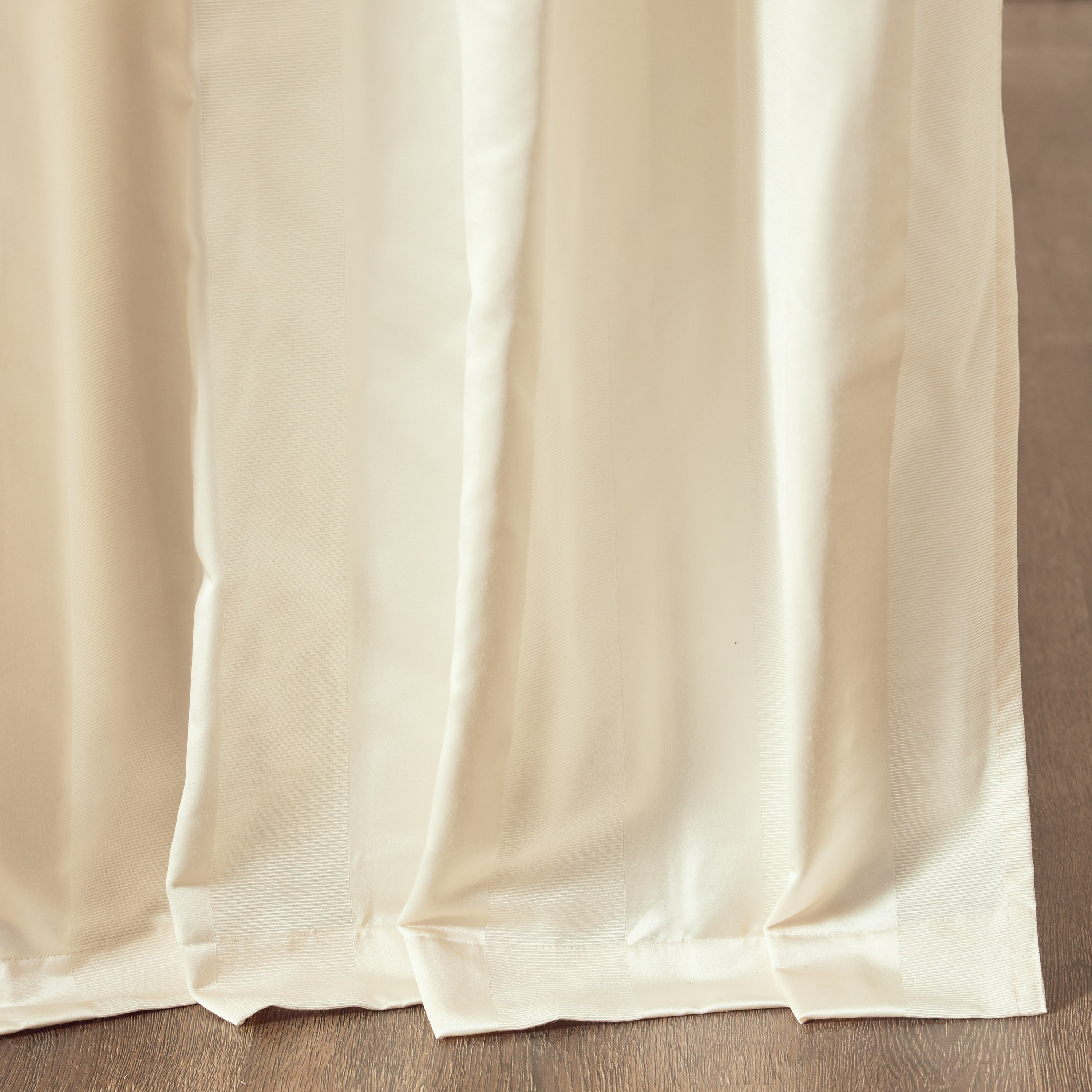 طقم ستائر مقلّمة قطعتين 135x240 سم-household-windows-curtains-image-3