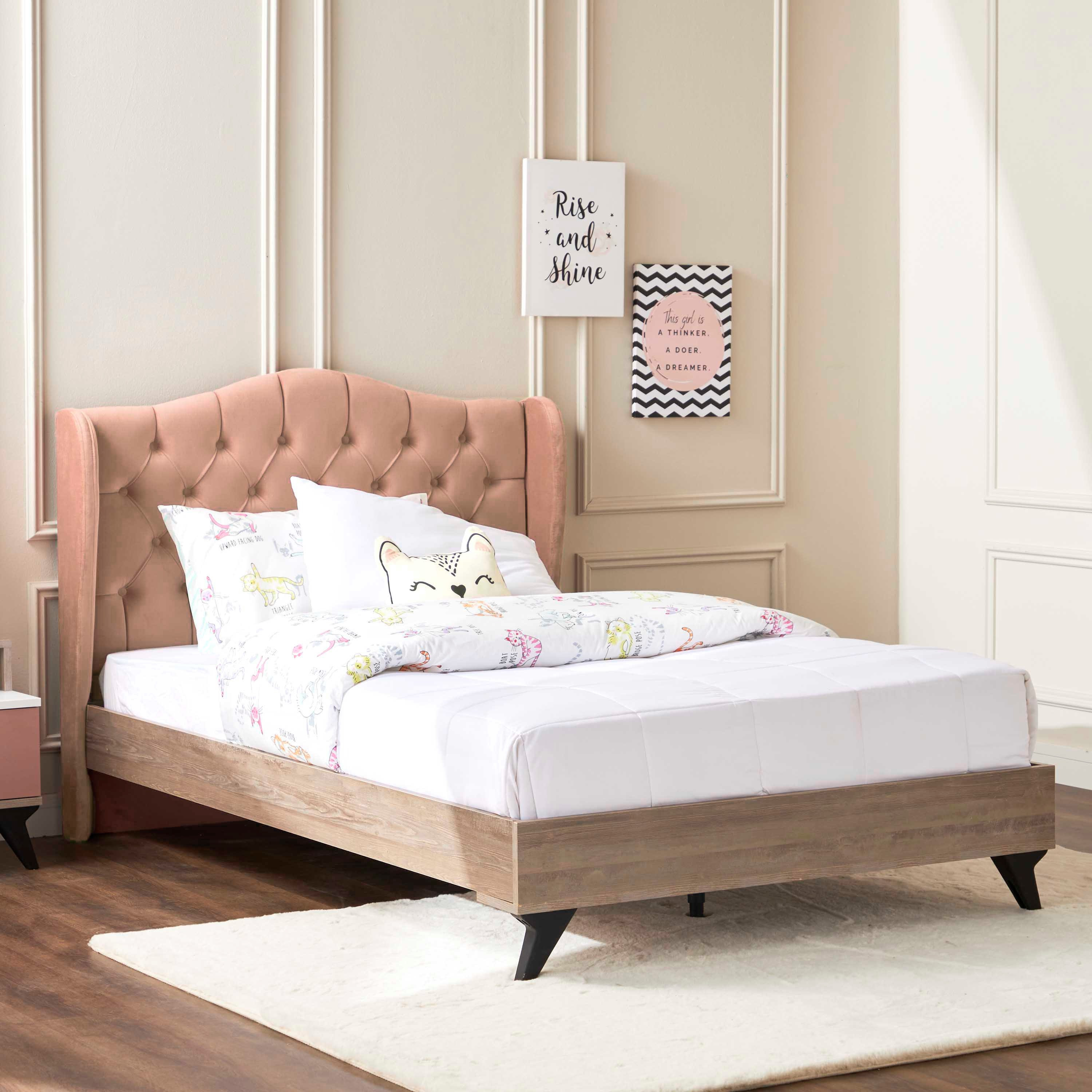 Single bed outlet home centre