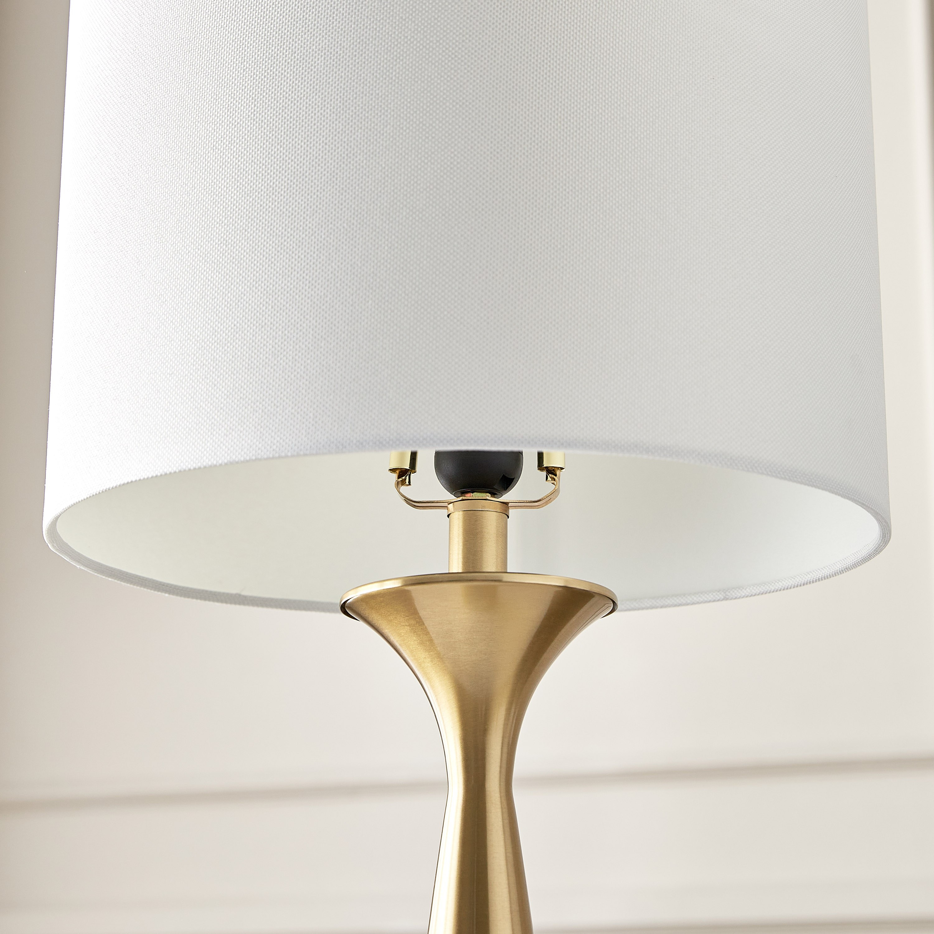 Clementina Metal Table Lamp - 80 cm-household-lighting-tableanddesklamps-image-3
