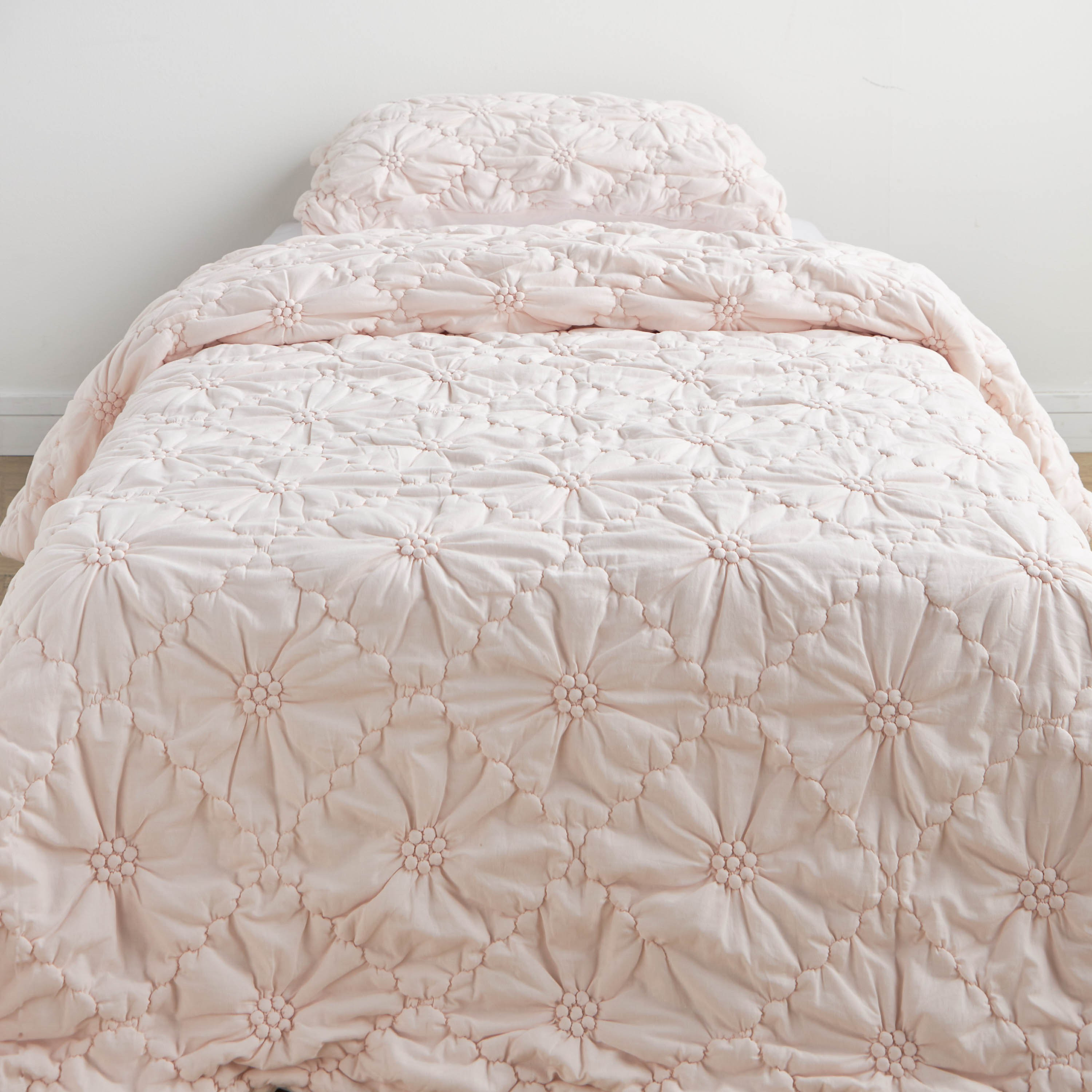 Bloomington Rose 2-Piece Full Comforter Set - 160x220 cm-babyandkids-beddingandwindows-bedding-comforters-image-2