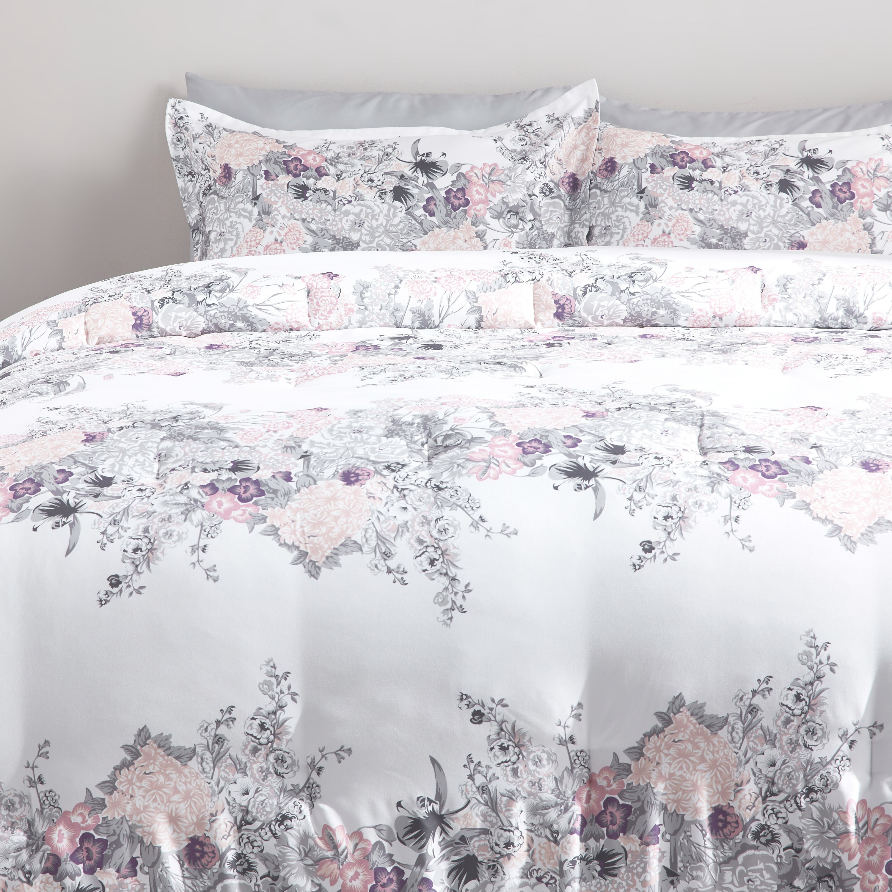 Givana Floral Print 6-Piece Full Reversible Comforter and Sheet Set - 160x240 cm-household-bedding-comfortersandbedspreads-bedinabag-image-2