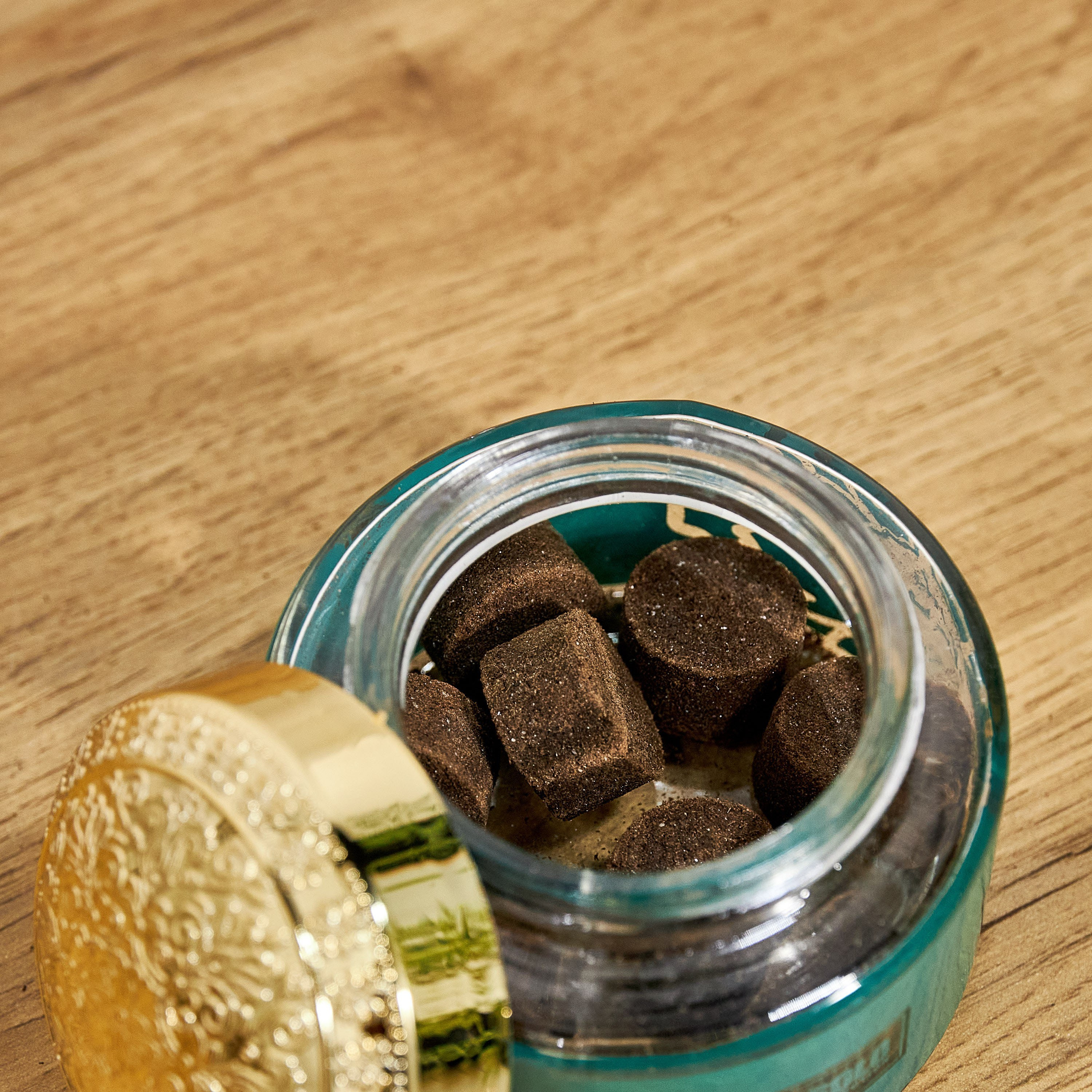 Hamidi Solo Bakhoor Oud Ghizlan - 60 gm-household-homefragrance-potpourri-image-2