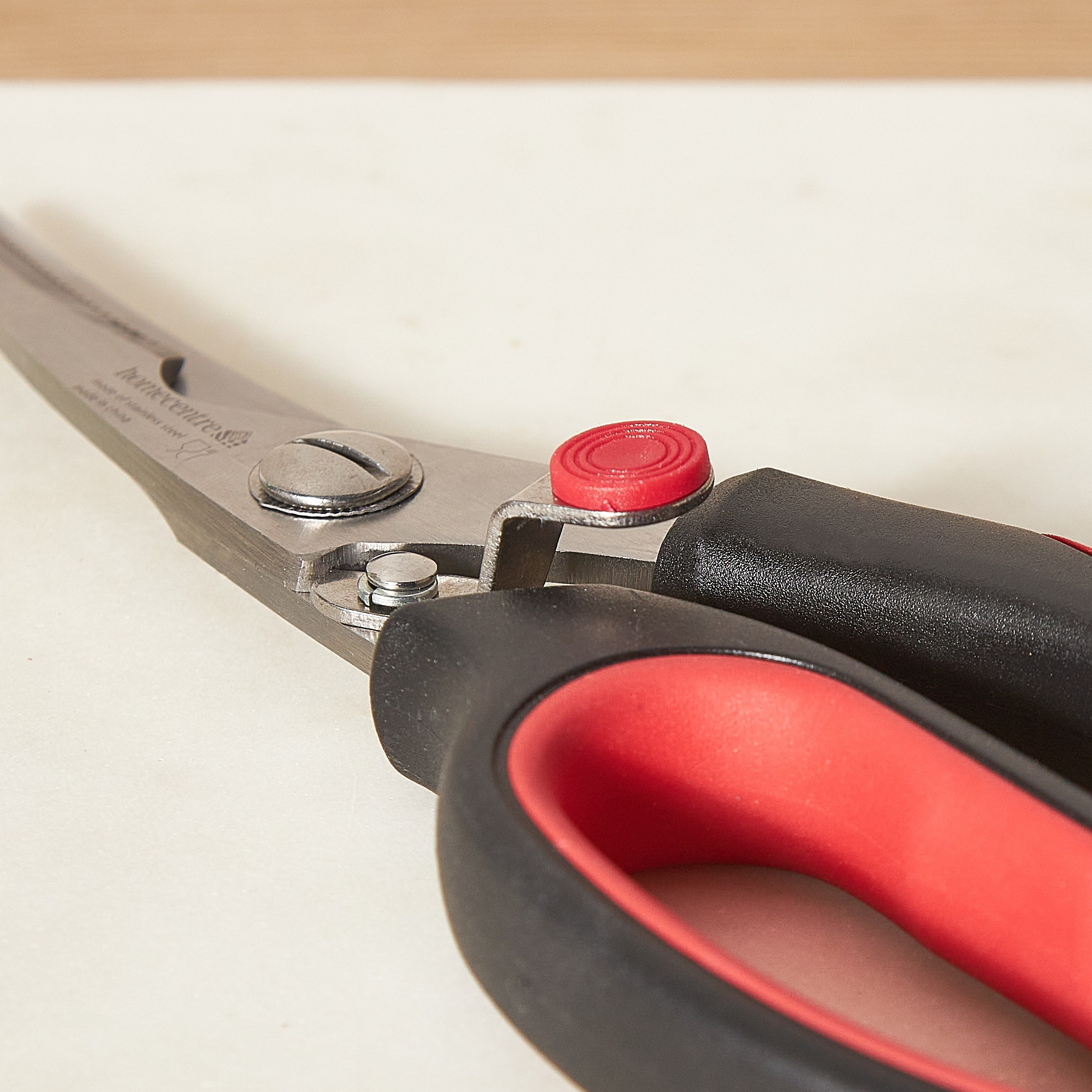 Walton Poultry Scissors-household-kitchen-kitchentoolsandutensils-foodpreparationtools-image-2