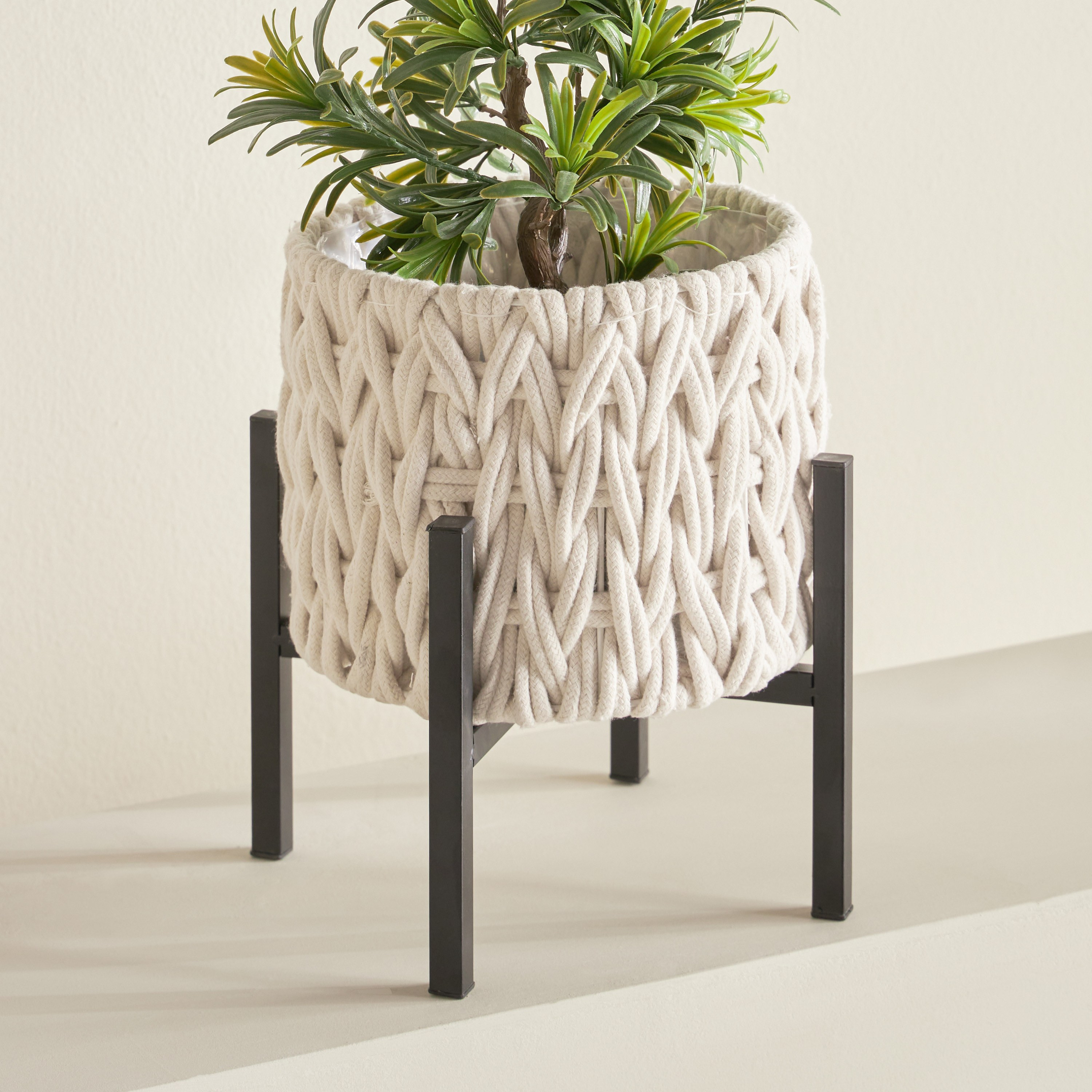 Plaits Natural Planter - 29 cm-household-gardenandoutdoor-potsandplanters-planters-image-1