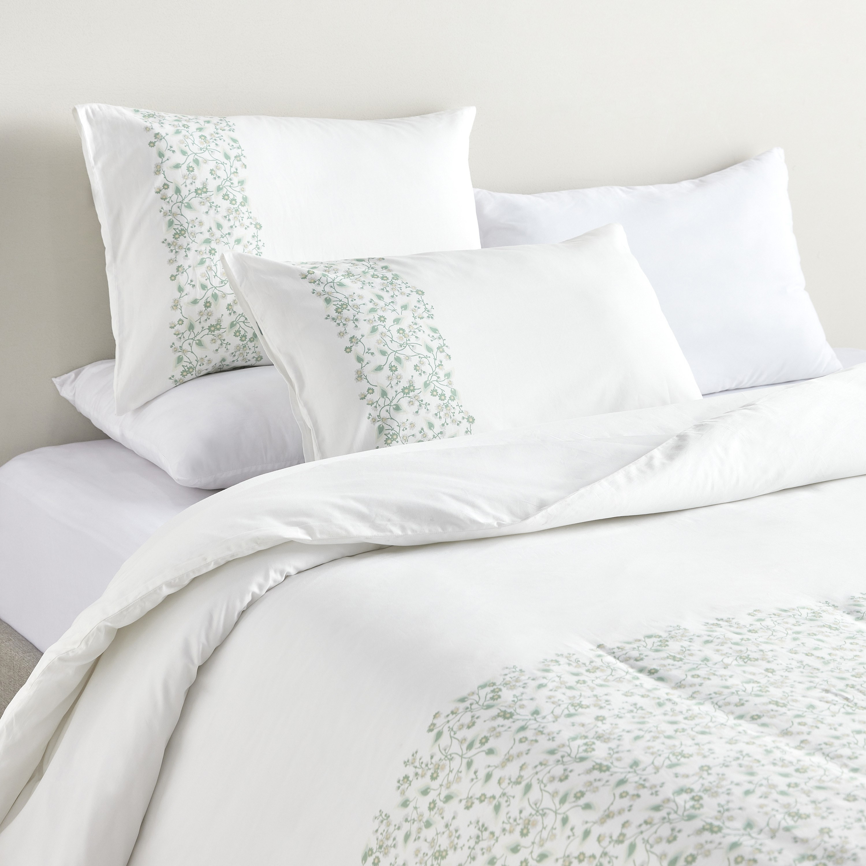 White percale hot sale pillowcases