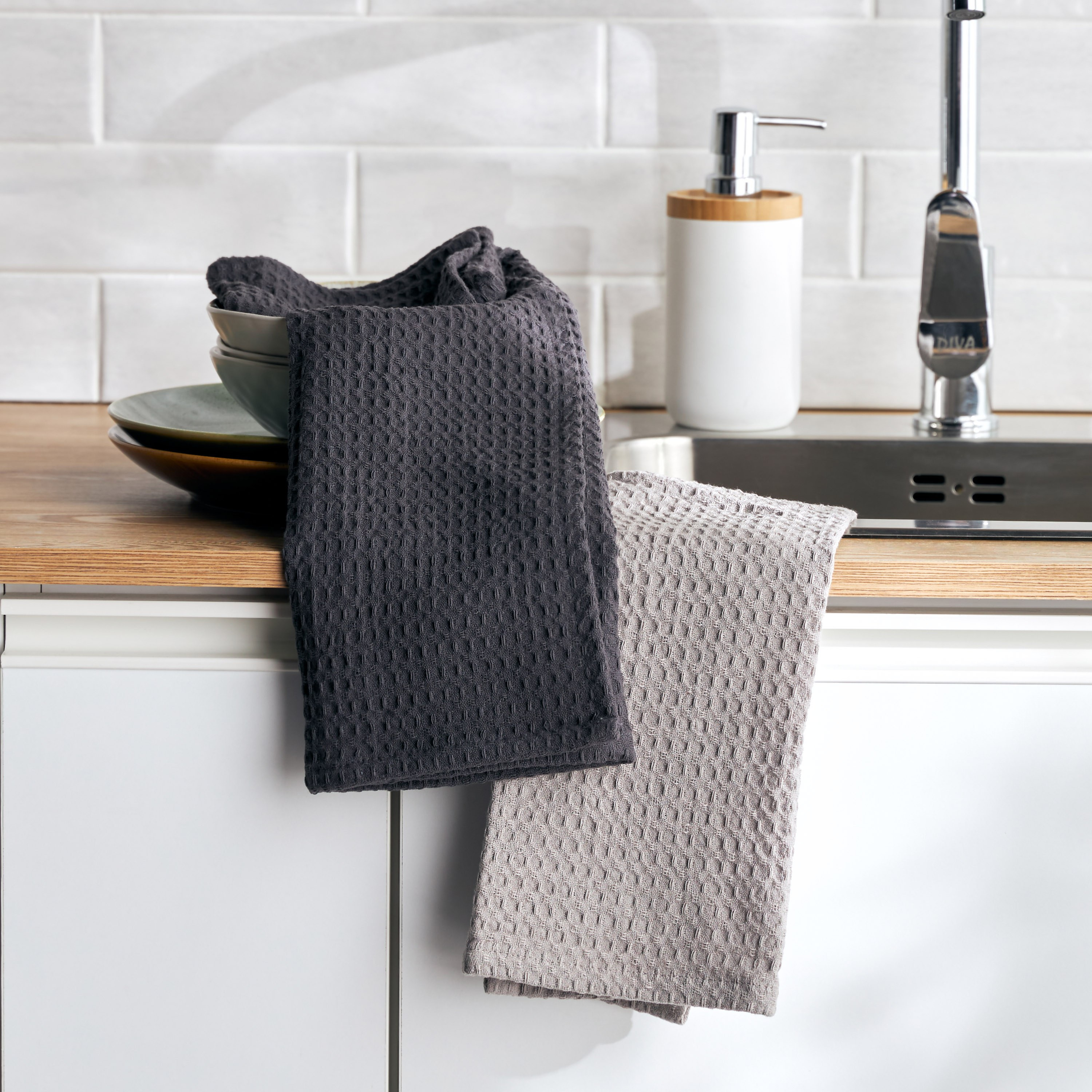 طقم مناشف مطبخ وافل مغسول قطعتين - 65x45 سم-household-kitchen-kitchenlinen-kitchentowelsandlinen-image-1