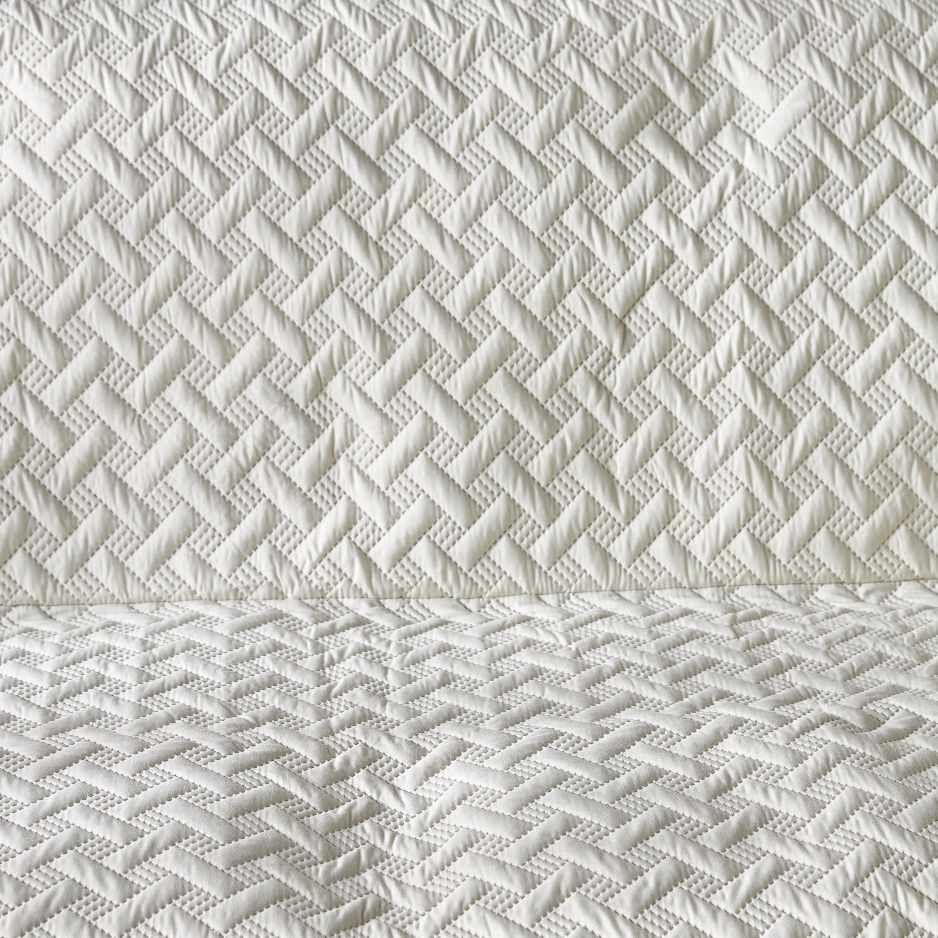 Essential Check 2-Seater Sofa Cover - 179x224 cm-household-cushionsandthrows-seatcovers-image-3