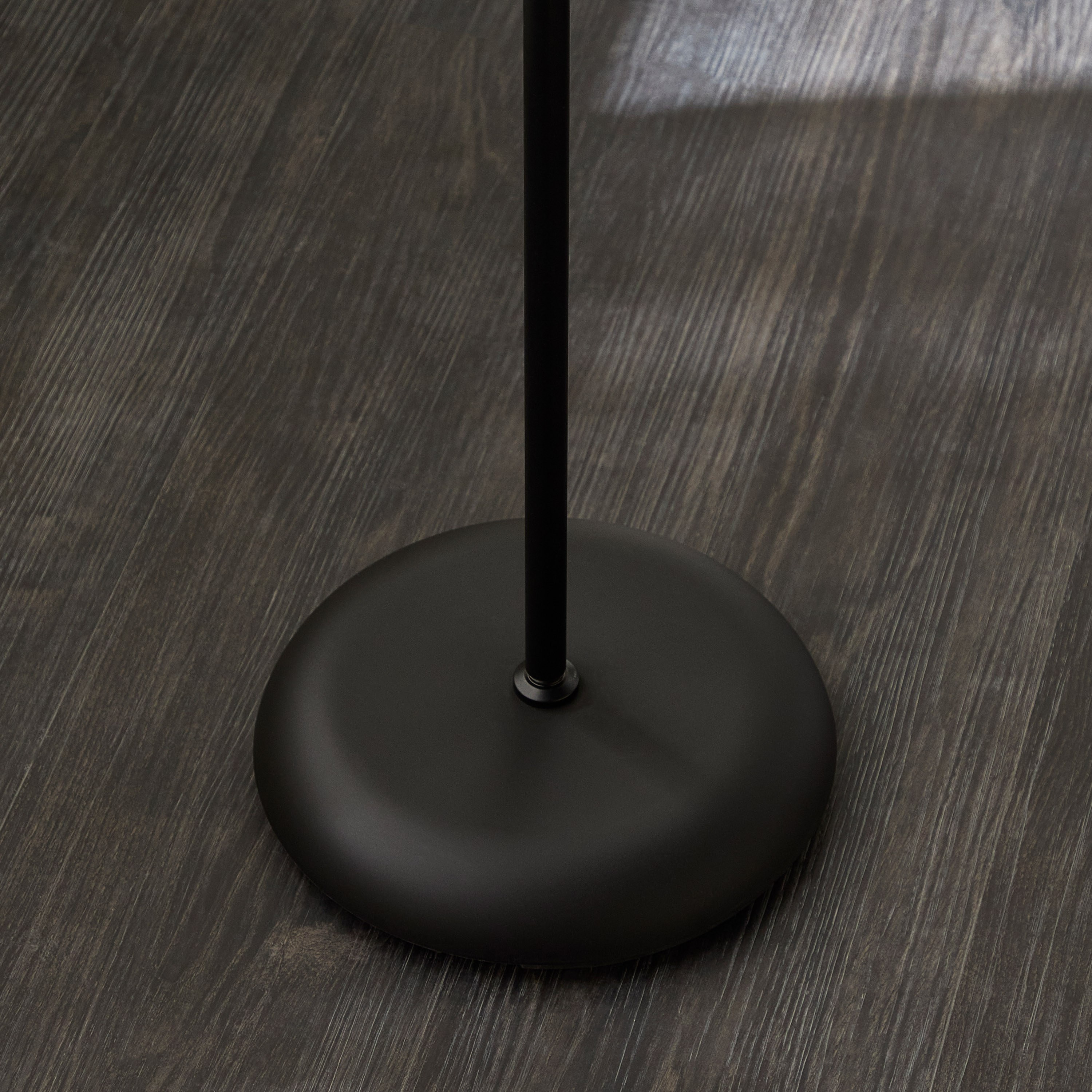 Pentine Metal Floor Lamp - 175 cm-household-lighting-floorlamps-image-4