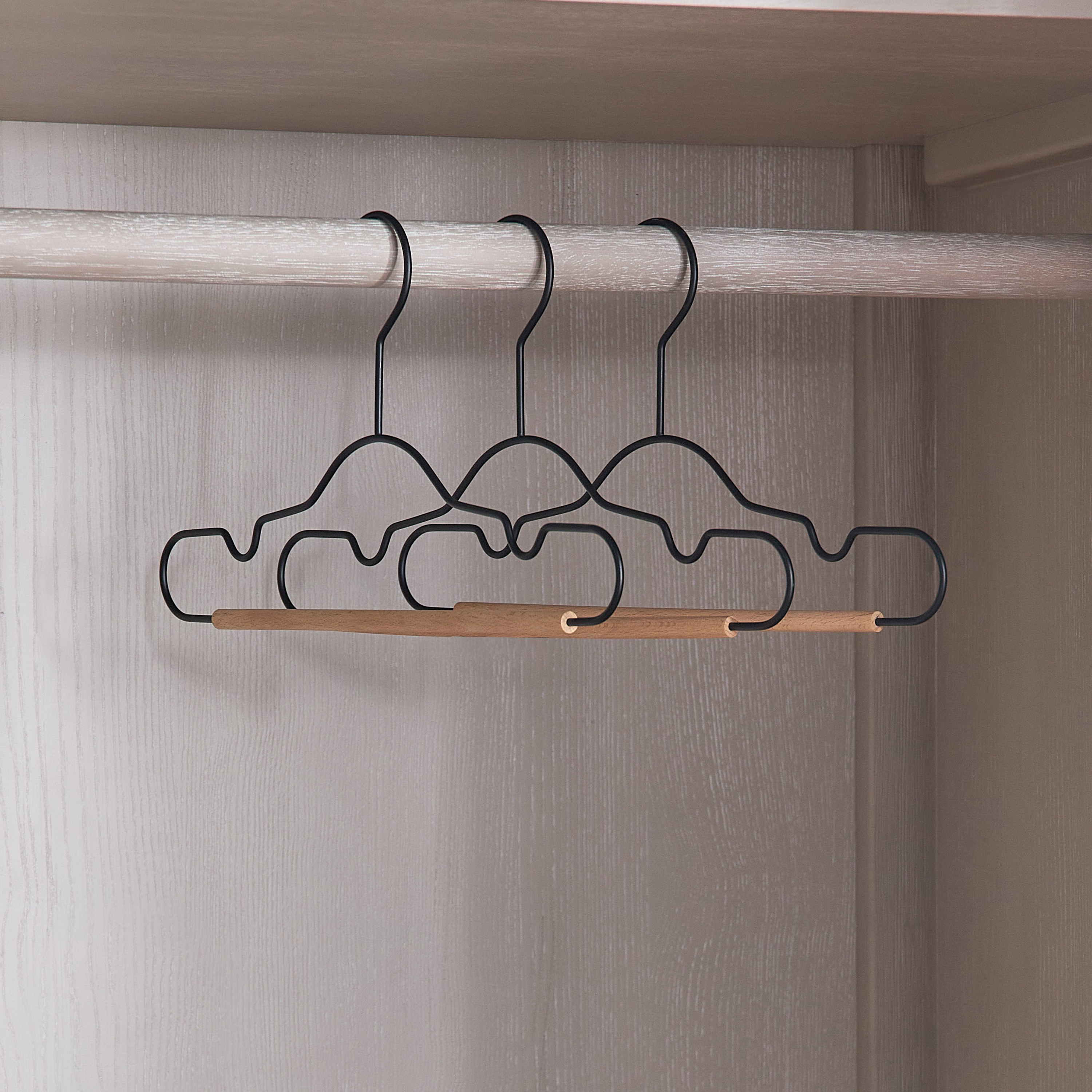 Lux 3-Piece Clothes Hanger Set