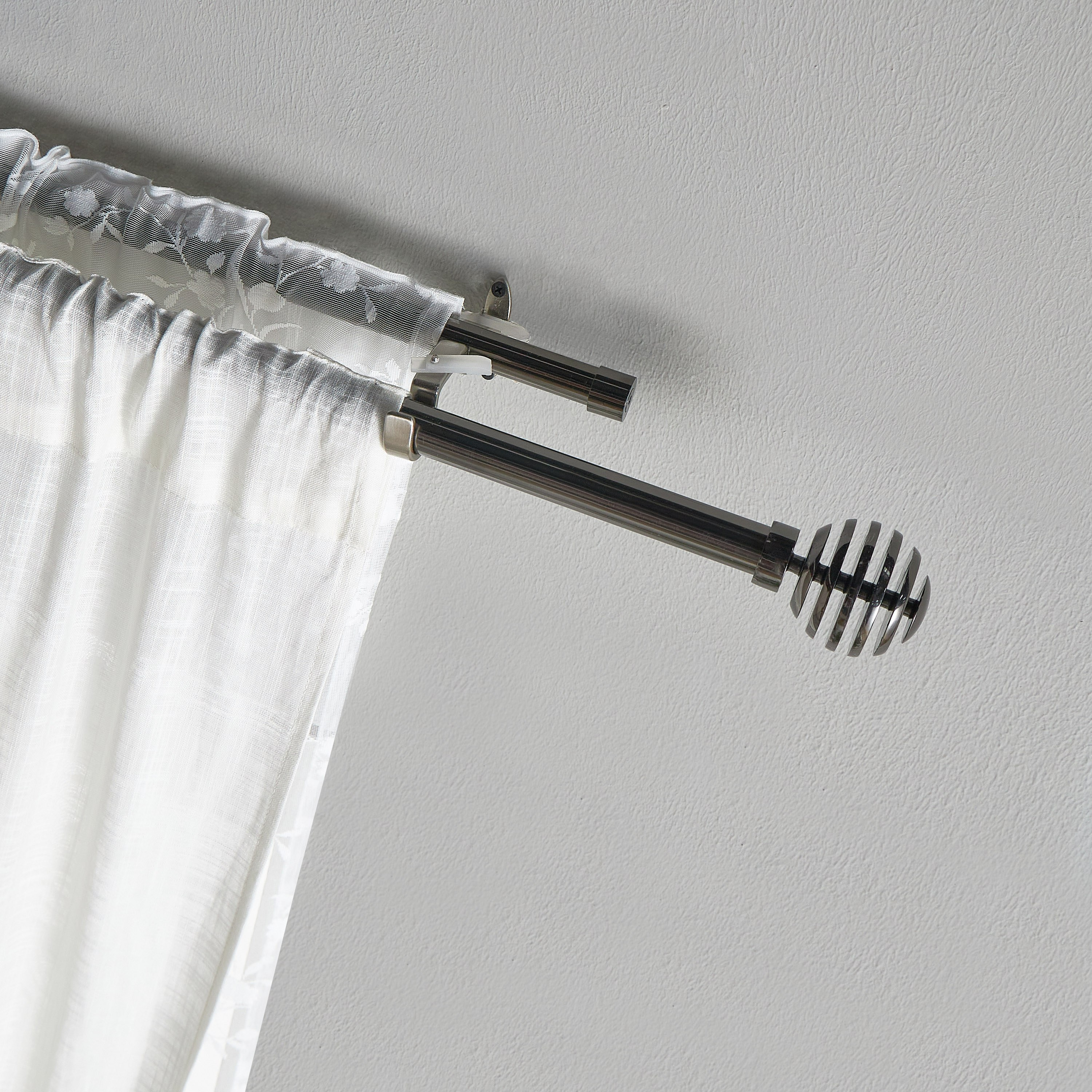 Grooved Rod Shop Grooved Ball Extendable Single Curtain Rod - 132-366 cm ...
