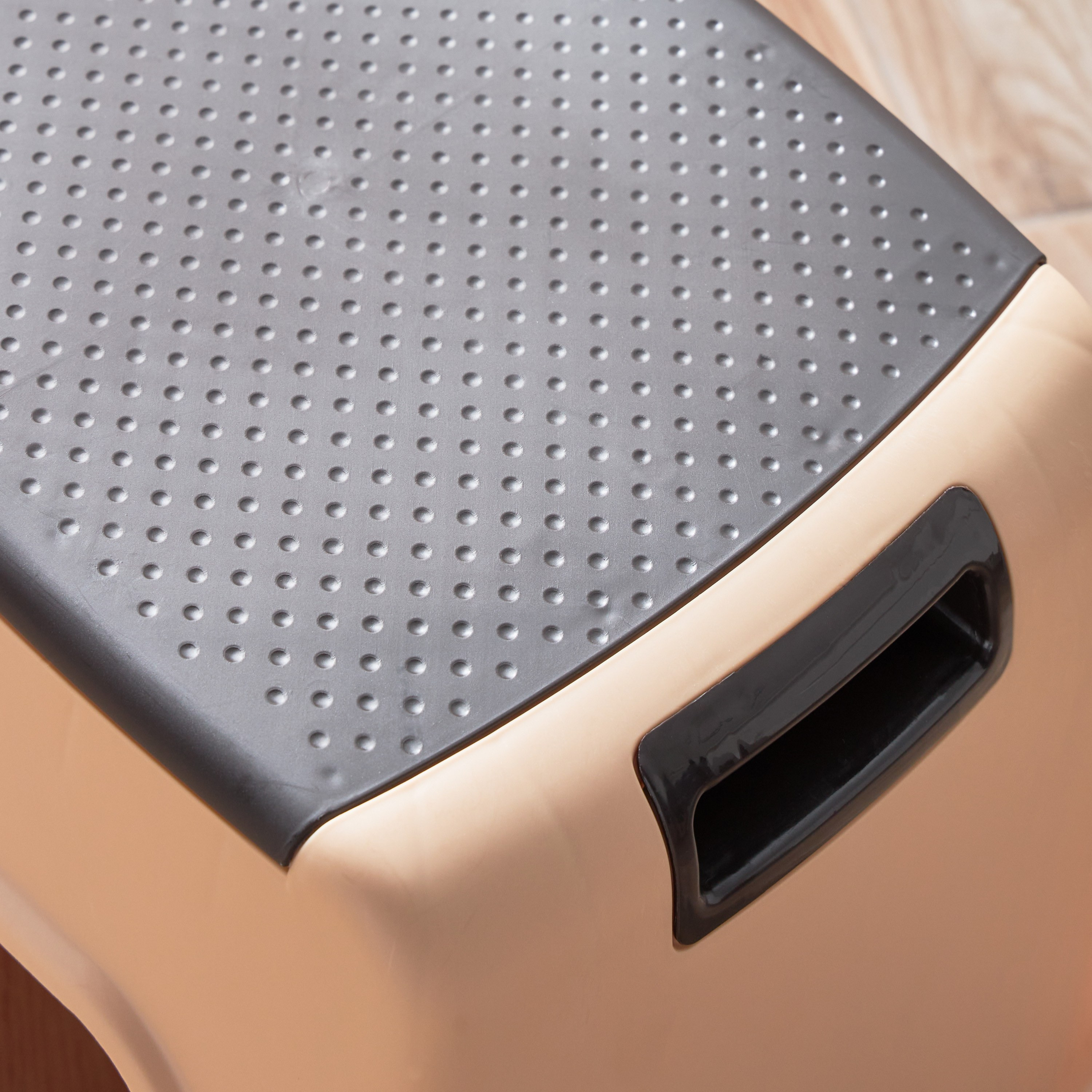 Harmony Step Stool-household-bathandlaundry-bathroomorganizing-laddersandstools-image-2