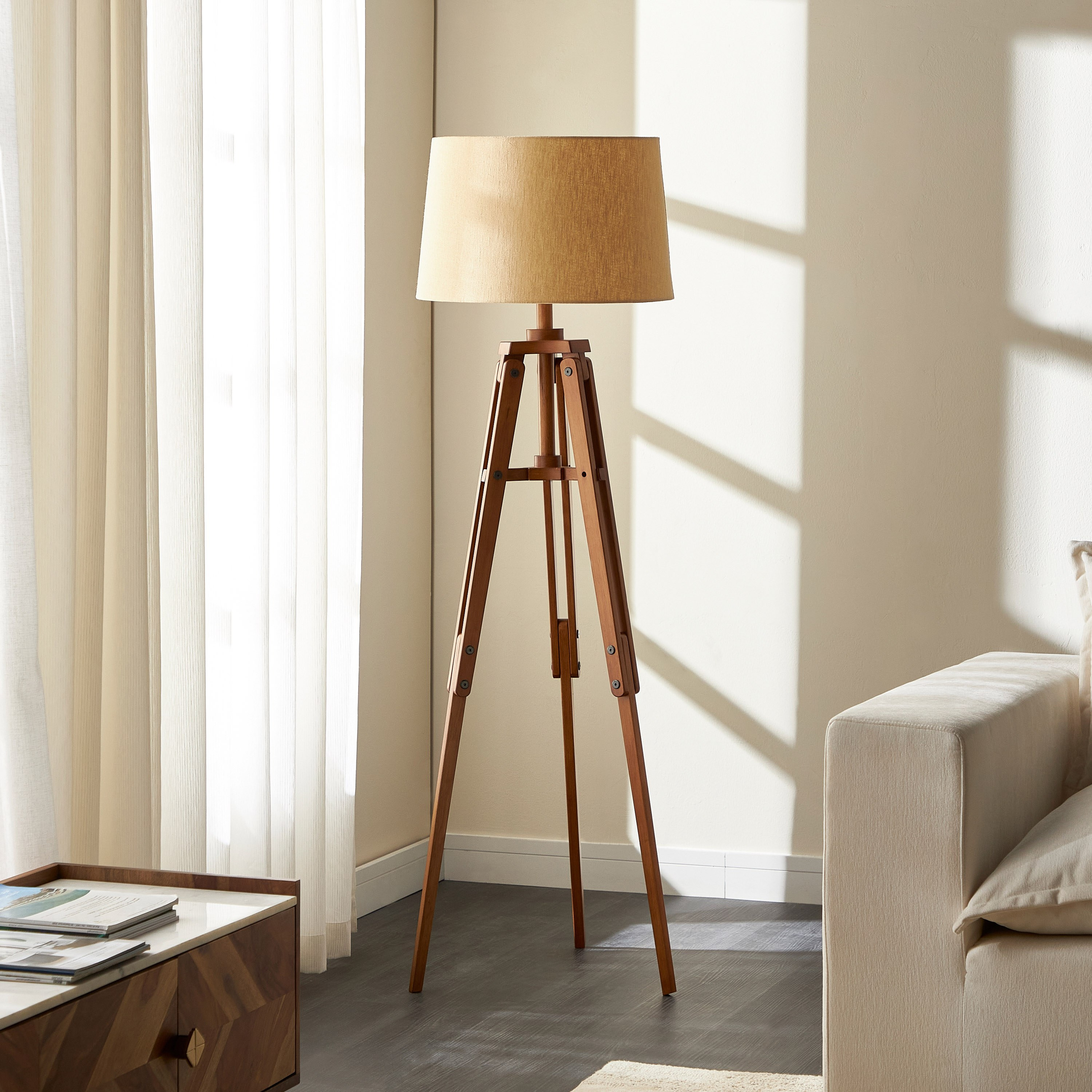 Gallant Wooden Floor Lamp - 158 cm