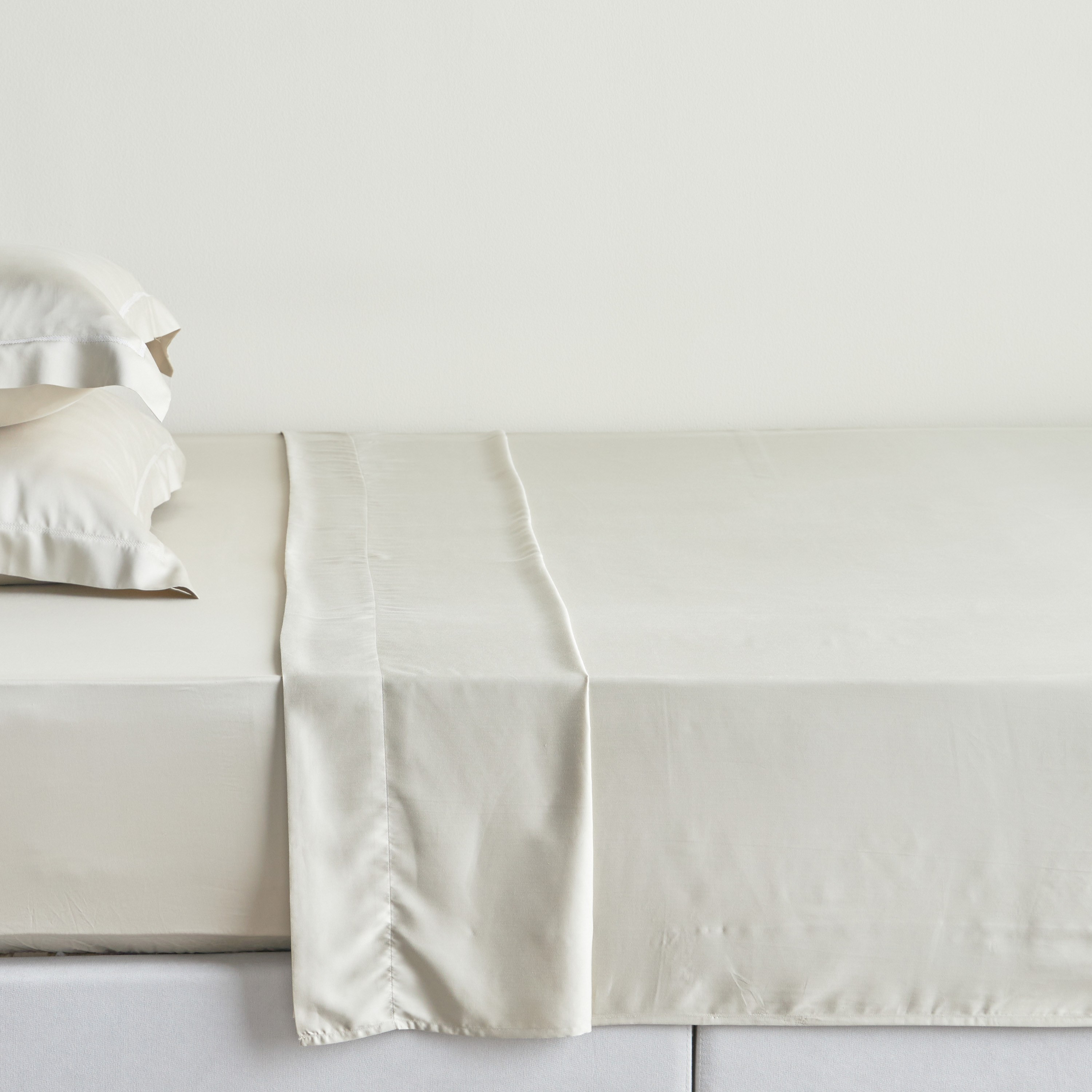 Sterla Tencel Sateen 500 Thread Count Super King Flat Sheet - 260x270 cm-household-bedding-sheetsandpillowcases-flatsheets-image-1