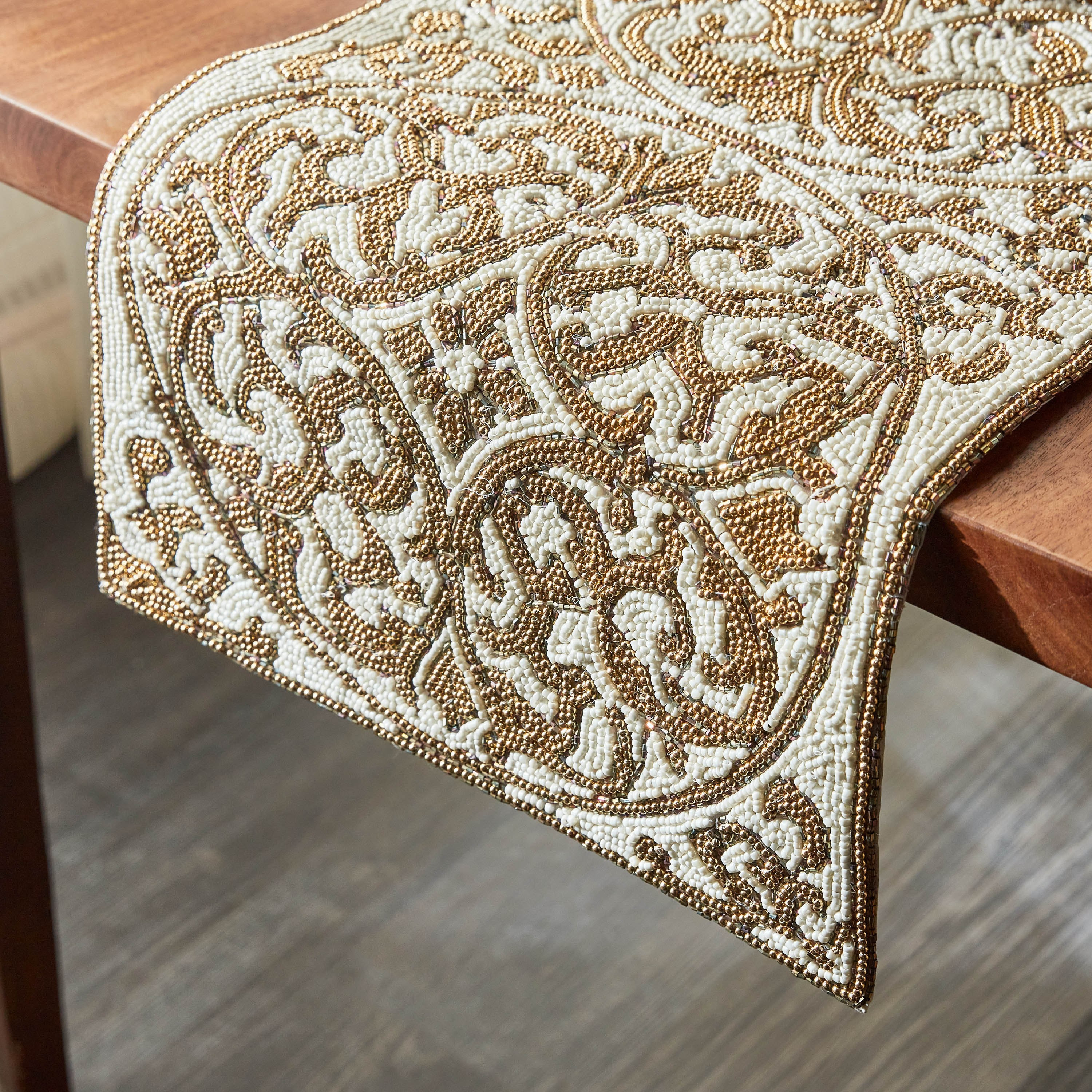Rhena Runner - 33x91 cm-household-dining-tablelinen-runnersandtablecovers-image-2