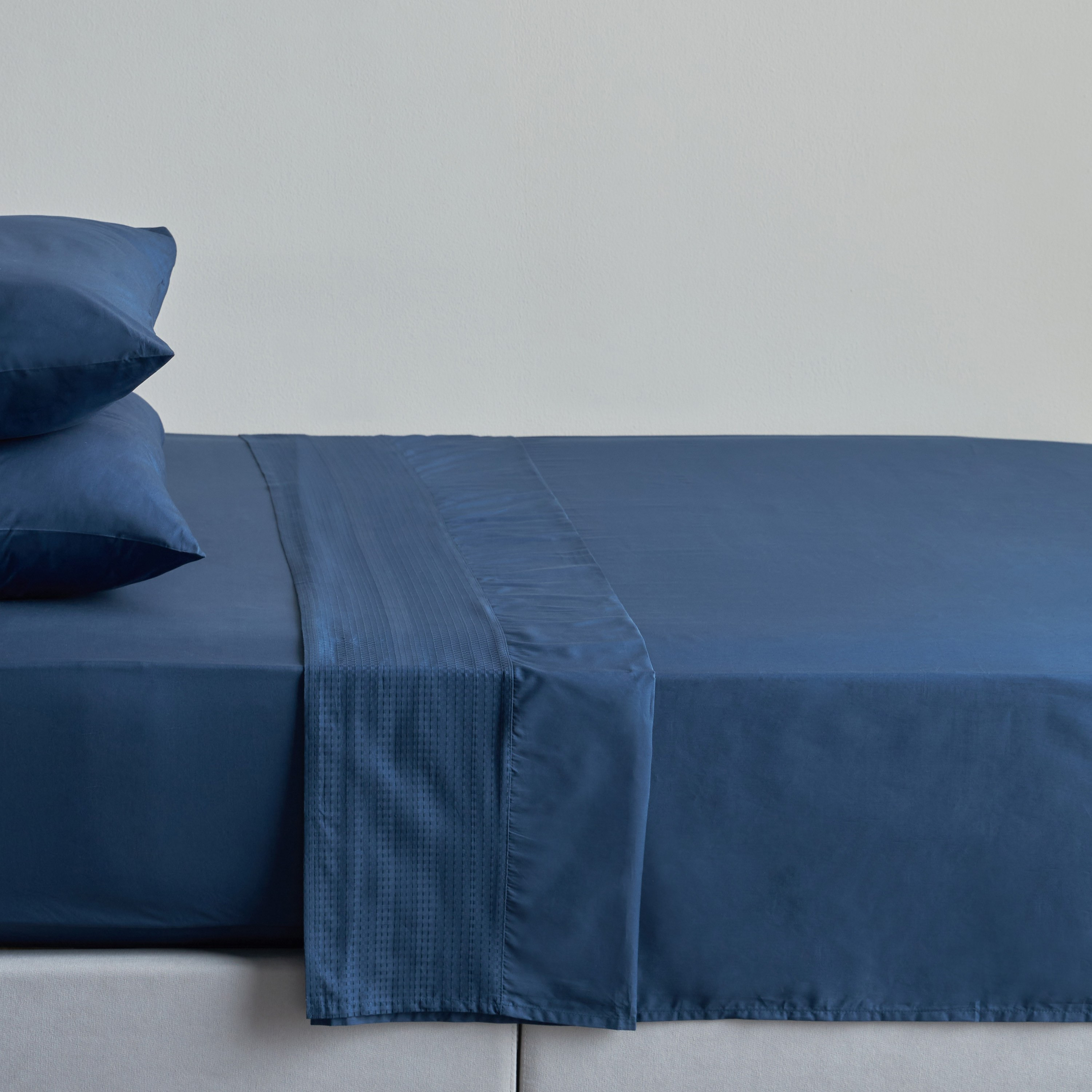Eternity Cotton Percale 325 Thread Count Super King Flat Sheet - 260x270 cm-household-bedding-sheetsandpillowcases-flatsheets-image-1