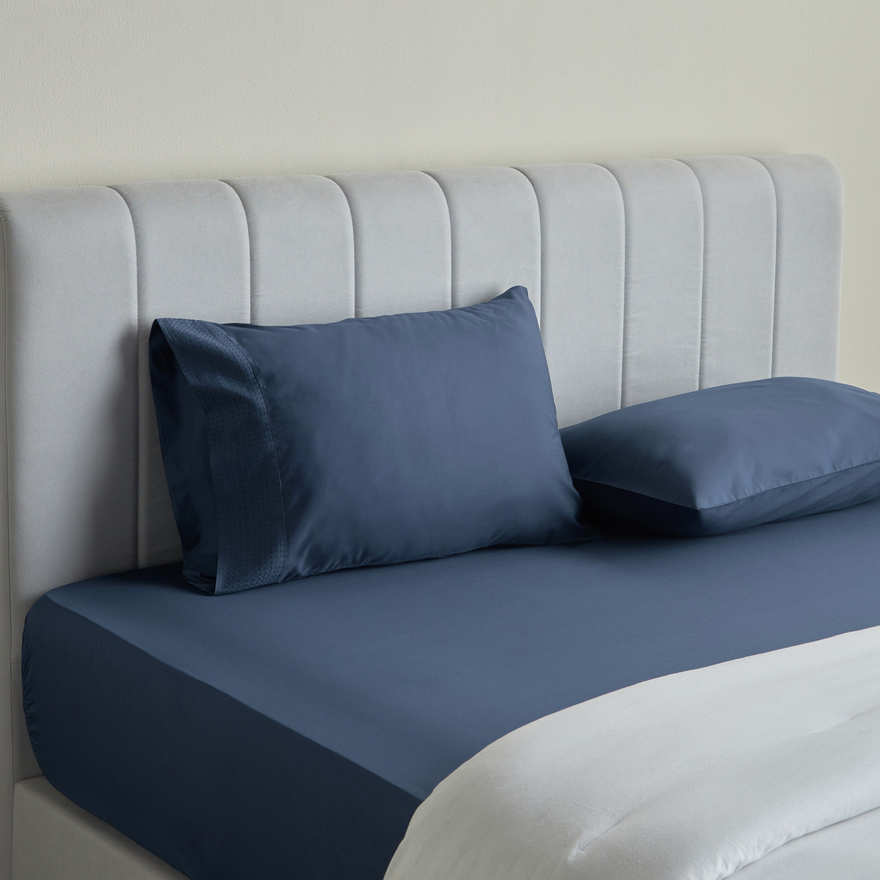 Eternity Cotton Percale 325 Thread Count Queen Fitted Sheet - 160x200 cm-household-bedding-sheetsandpillowcases-fittedsheets-image-2