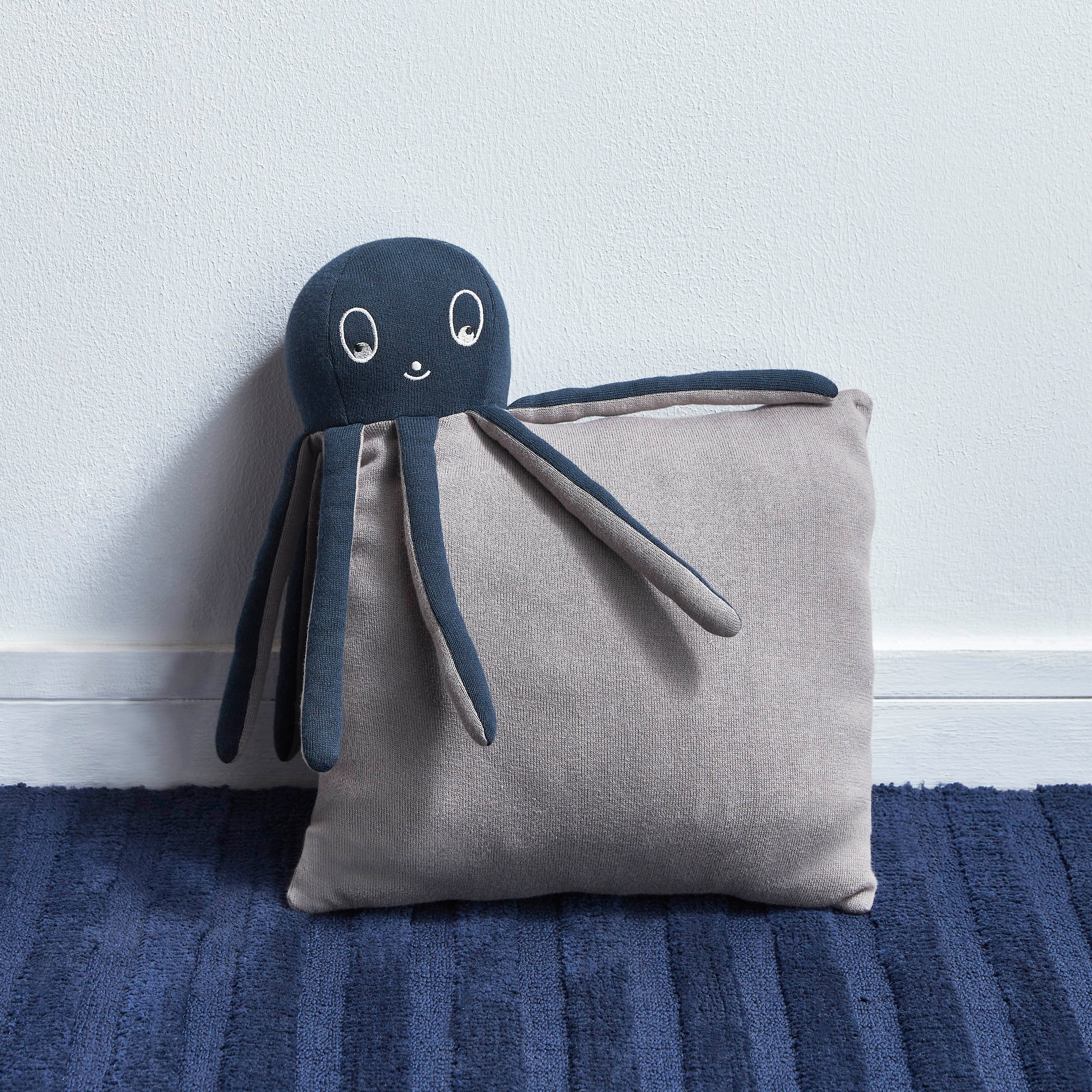 Octopus cushion hot sale