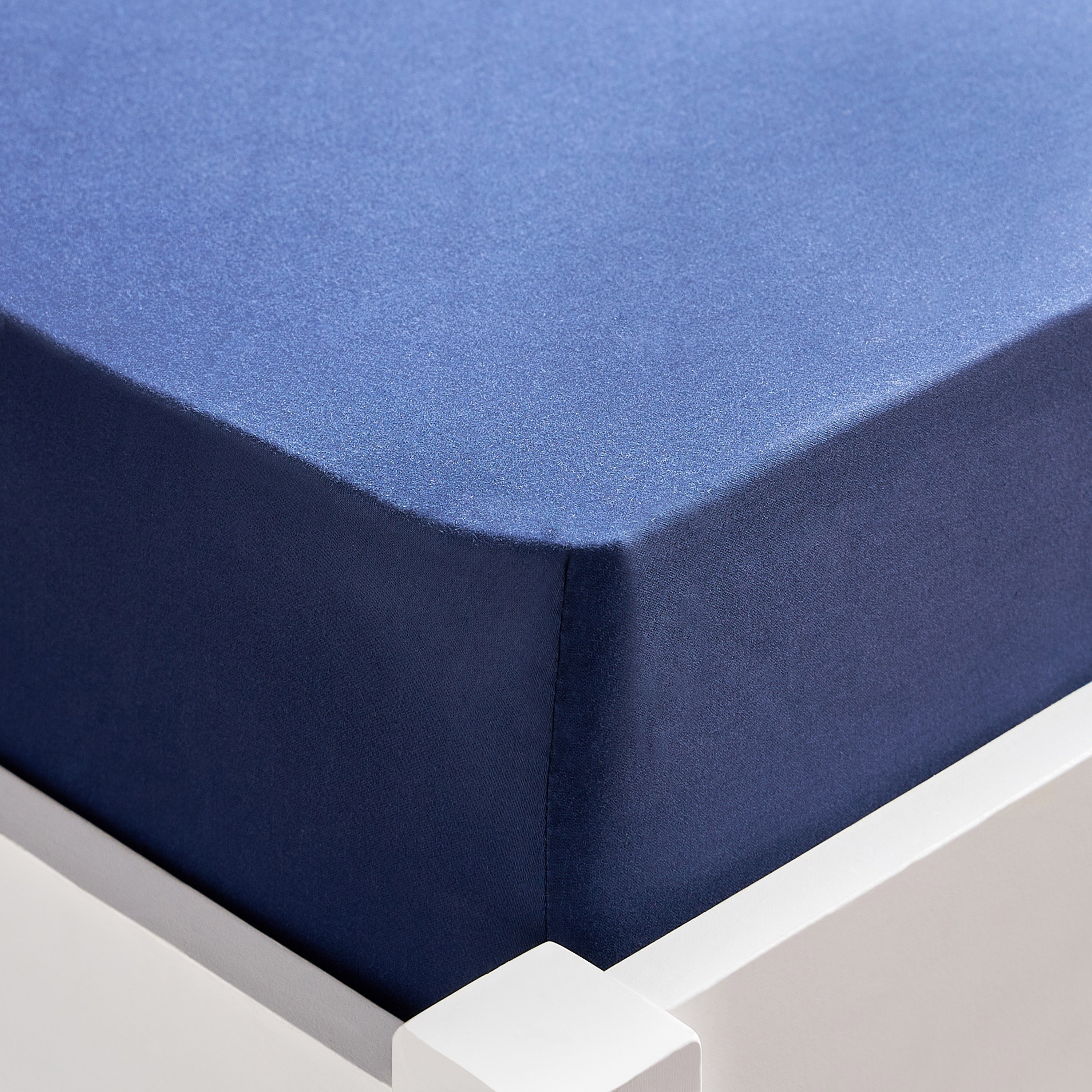 Naturova Bamboo Cotton Full Fitted Sheet - 120x200 cm-babyandkids-beddingandwindows-bedding-fittedandflatsheets-image-1