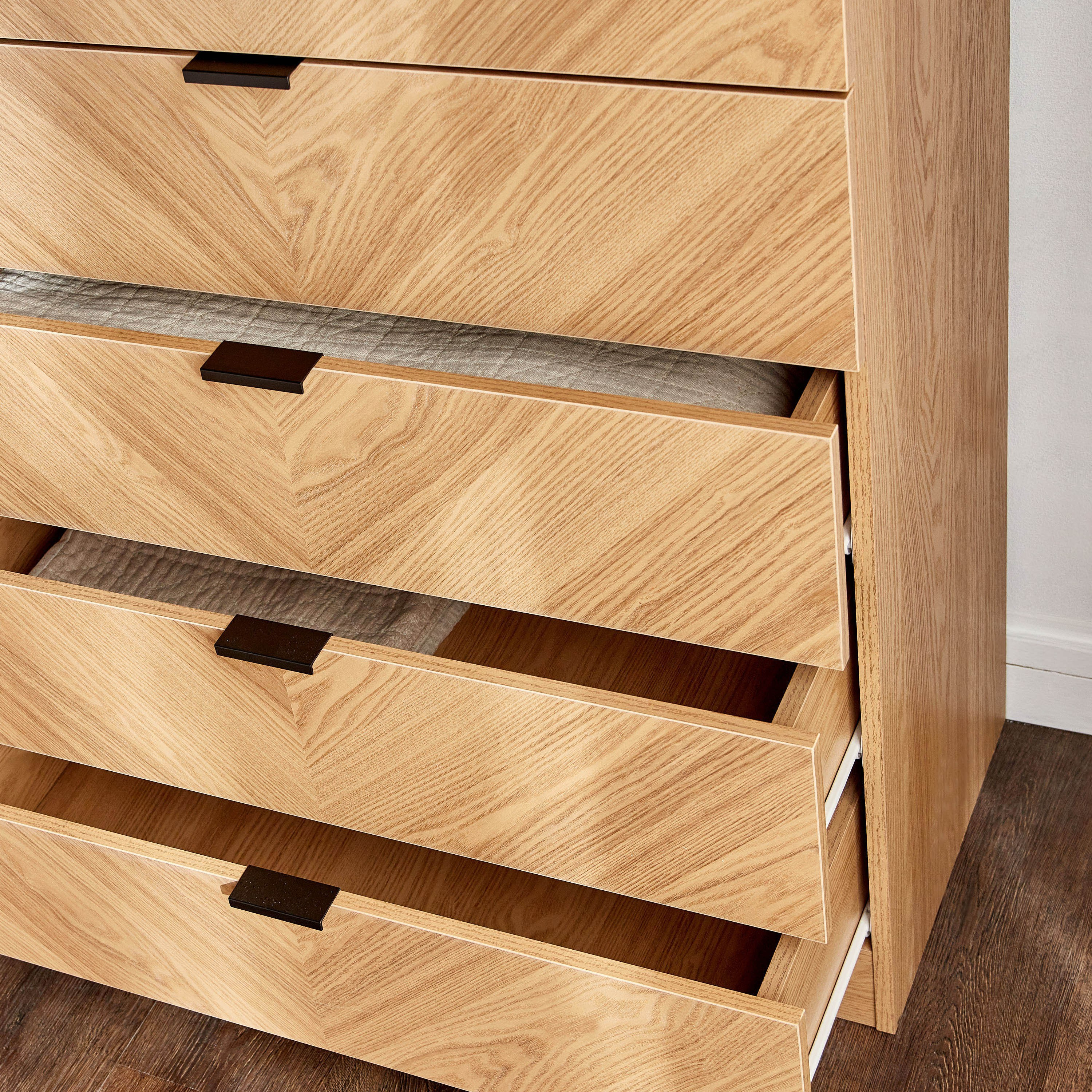 Chevvy Chest of 5-Drawers-furniture-bedroom-chestofdrawers-image-3