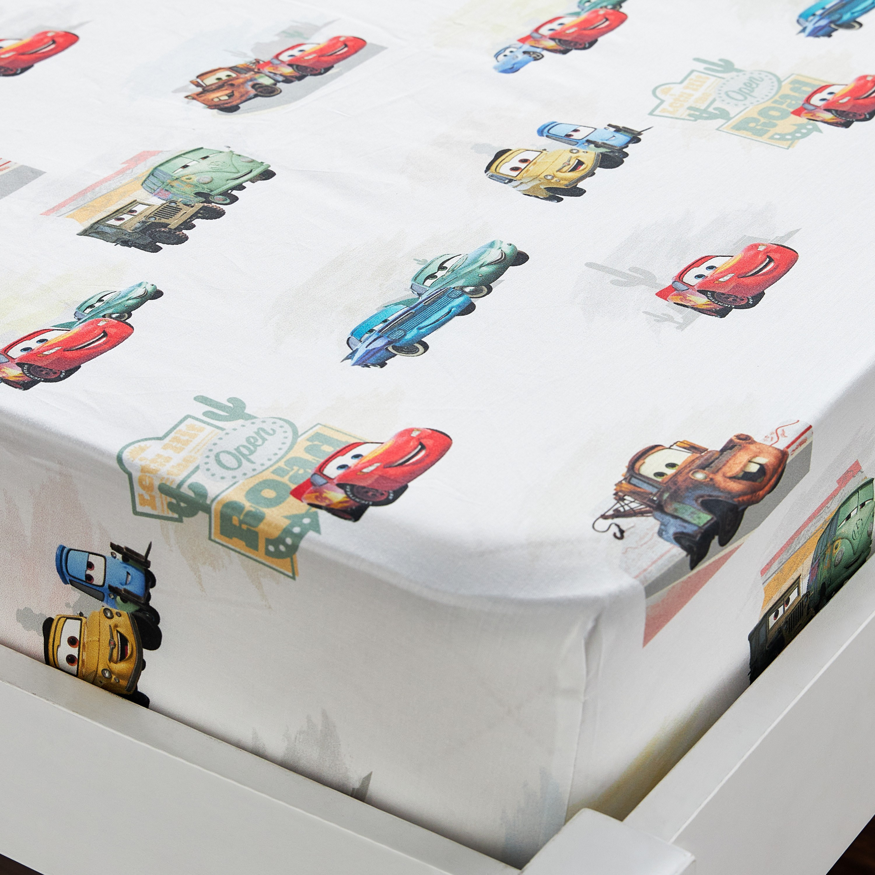 شرشف مطاطي فردي 200 خيط - ديزني- 90x200 سم-babyandkids-beddingandwindows-bedding-fittedandflatsheets-image-2