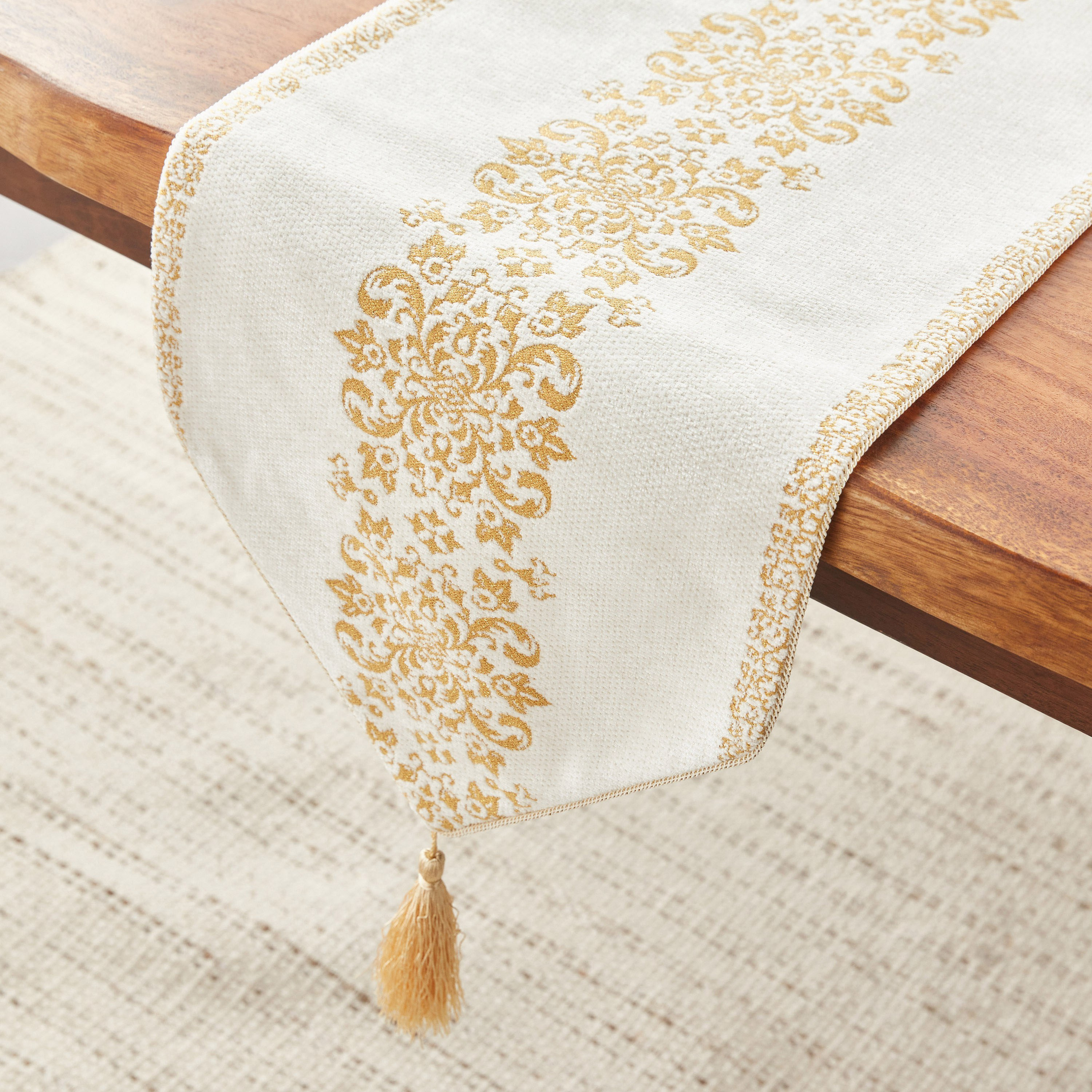Majolika Runner - 30x300 cm-household-dining-tablelinen-runnersandtablecovers-image-3
