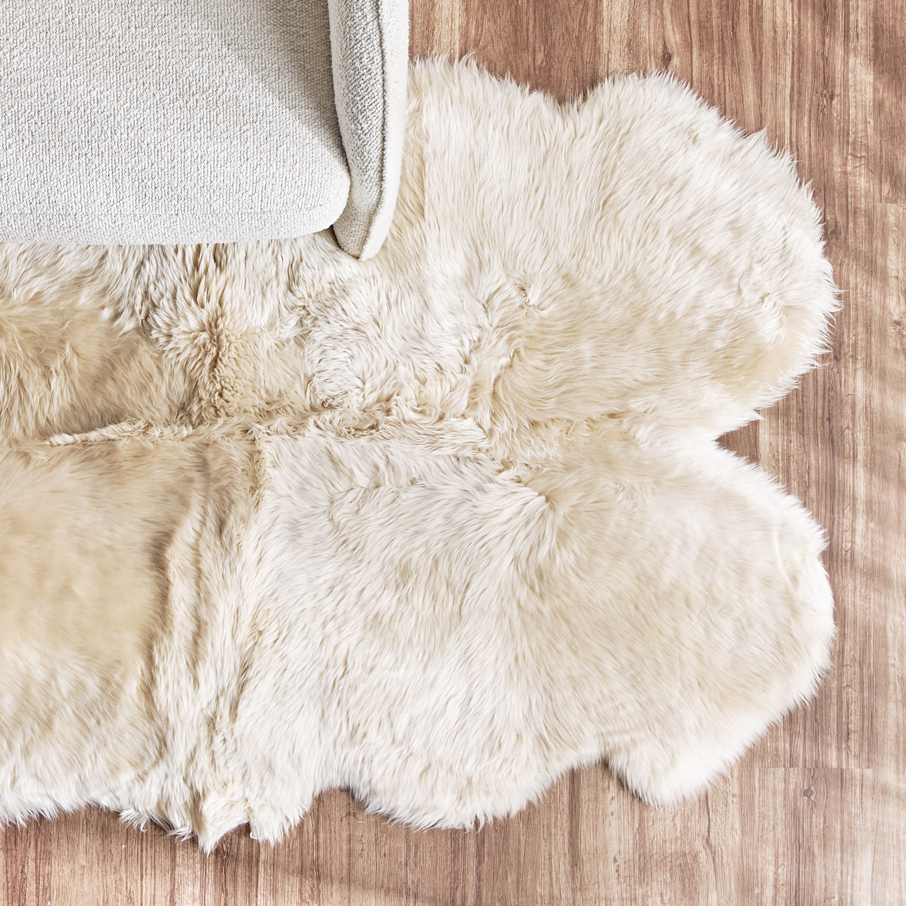 Sheep Skin Fur Rug - 110x180 cm-household-rugsandcarpets-rugs-image-1