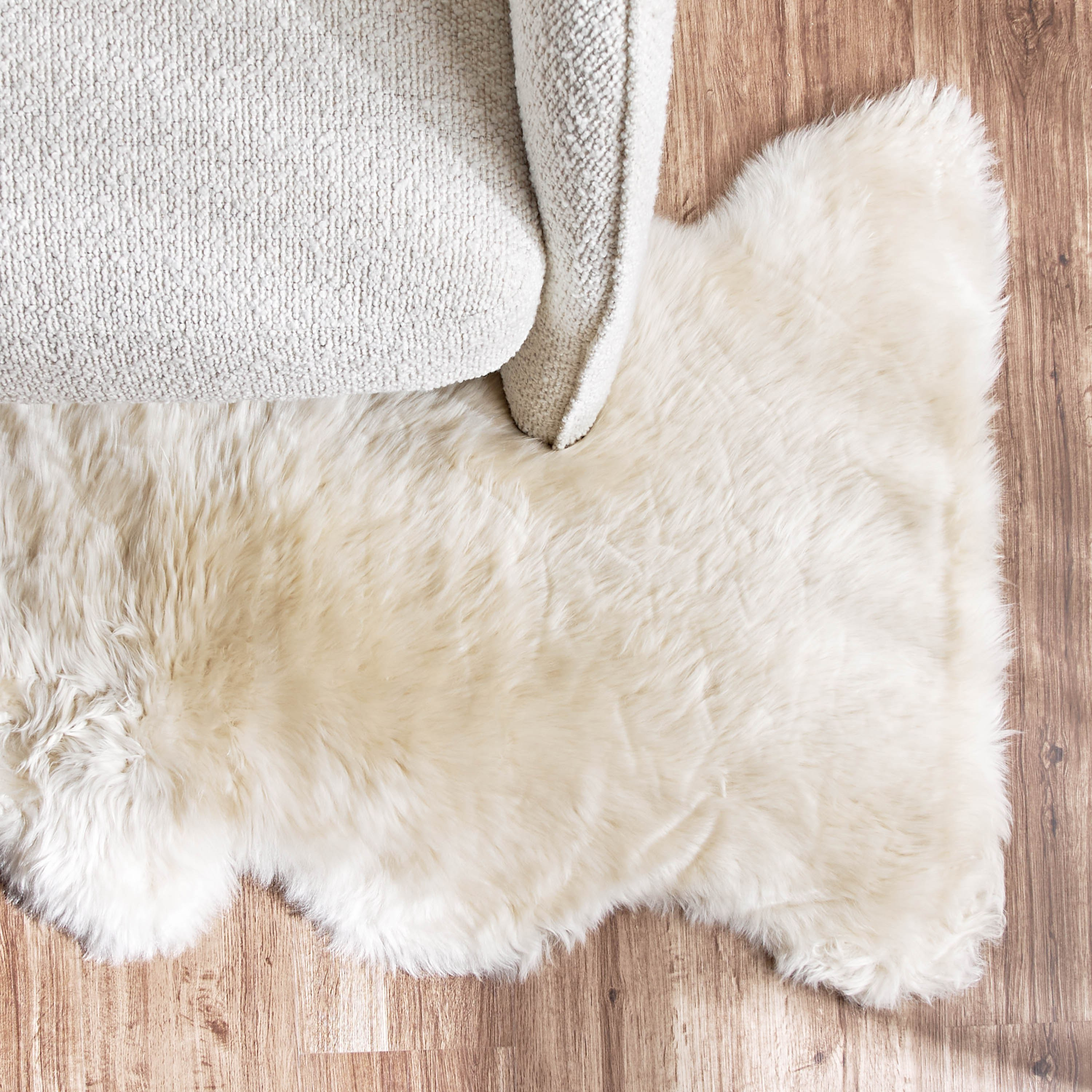 سجادة فرو من جلد الغنم - 60x90 سم-household-rugsandcarpets-rugs-image-1