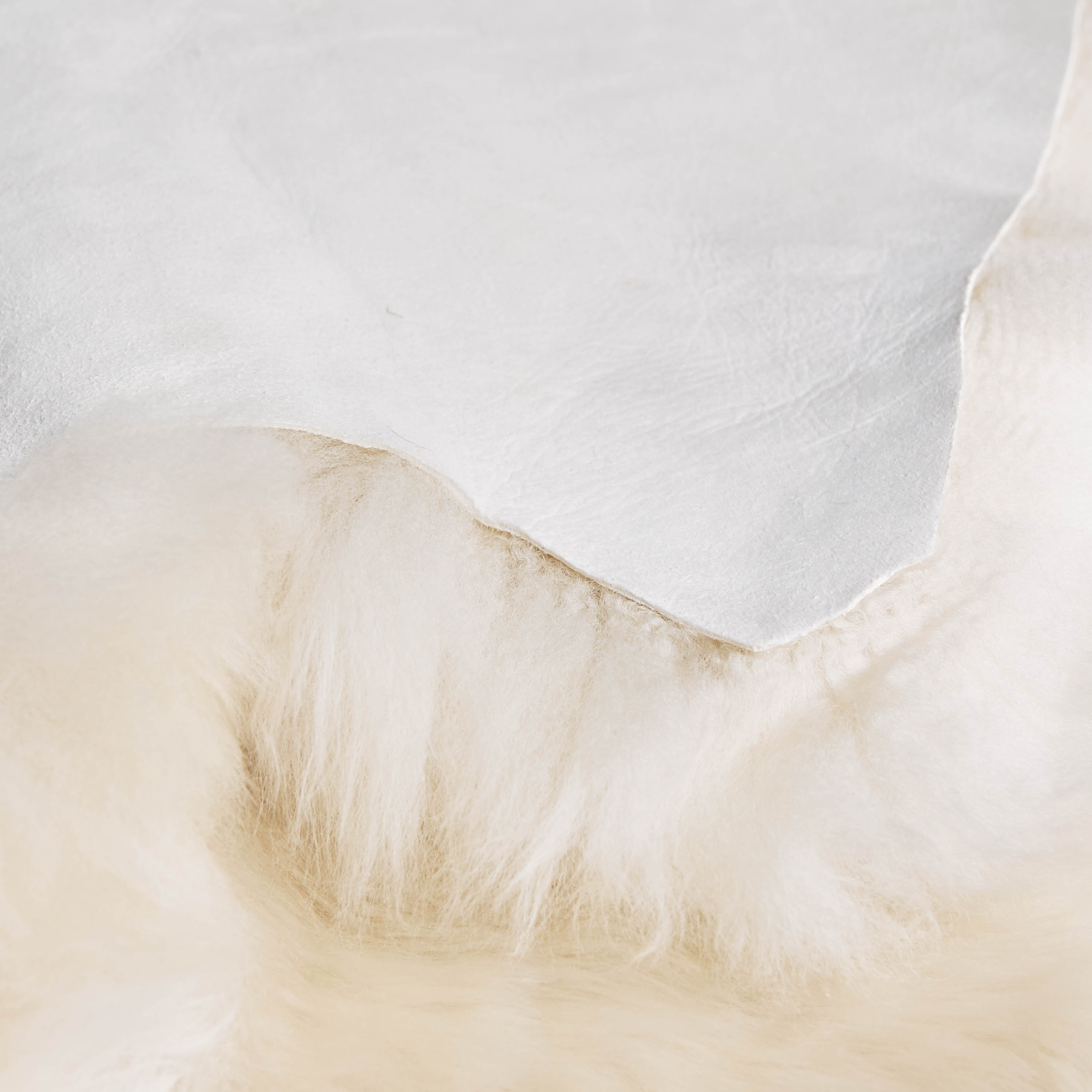 سجادة فرو من جلد الغنم - 60x90 سم-household-rugsandcarpets-rugs-image-4