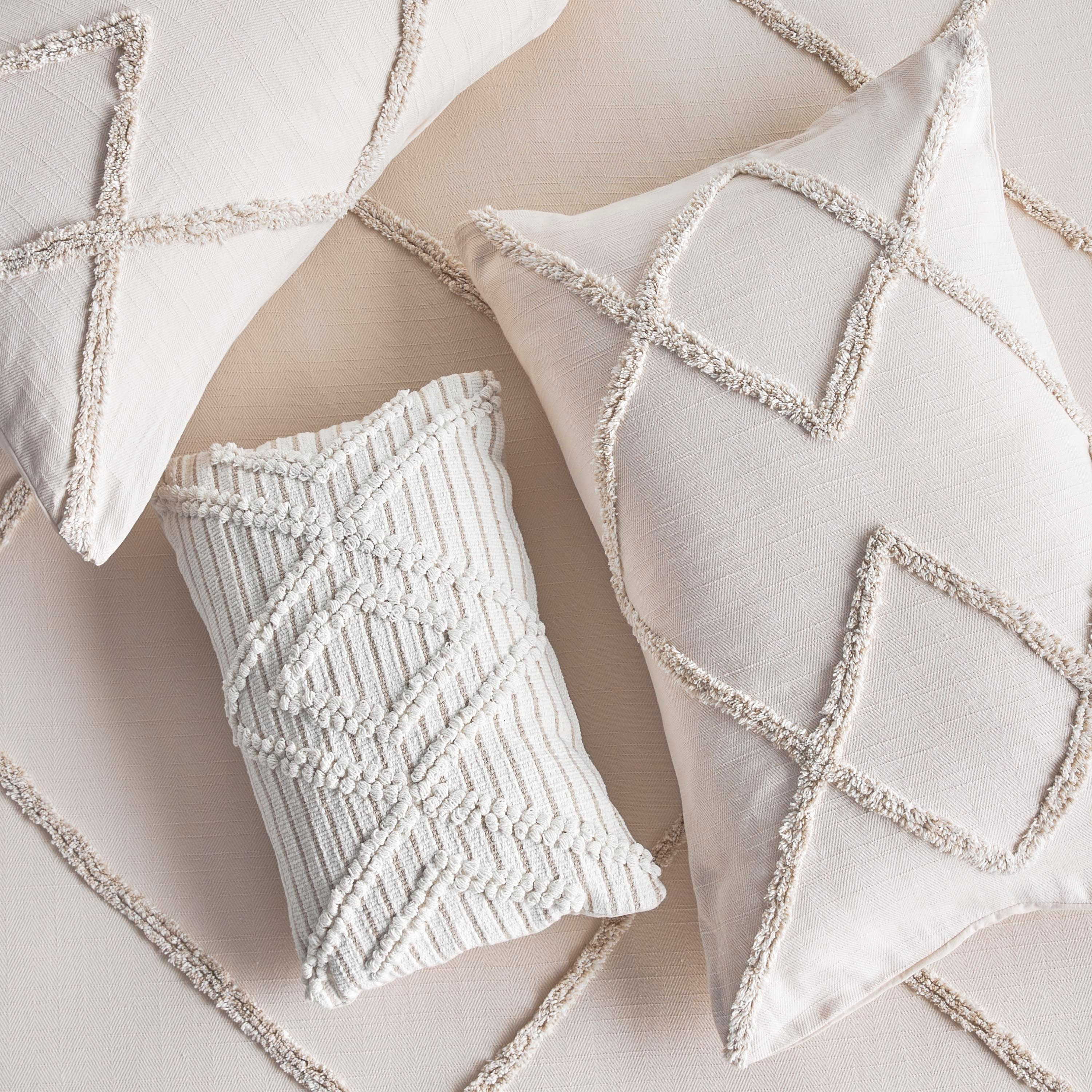 Keeney Tufted 4-Piece King Comforter Set - 240x260 cm-household-bedding-comfortersandbedspreads-comforters-image-3