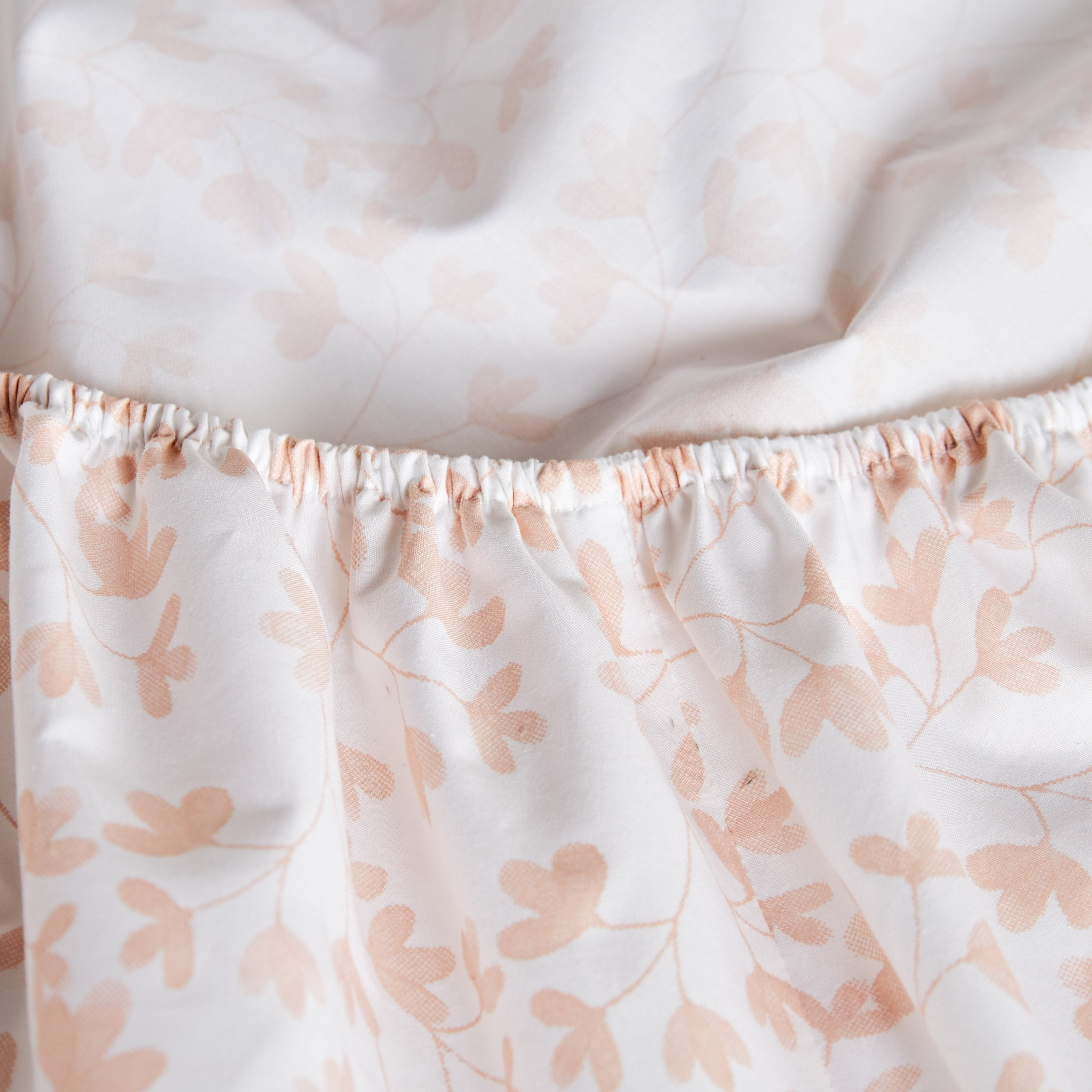 Serenity Cotton Percale 200 Thread Count Super King Printed Fitted Sheet - 200x205 cm-household-bedding-sheetsandpillowcases-fittedsheets-image-2
