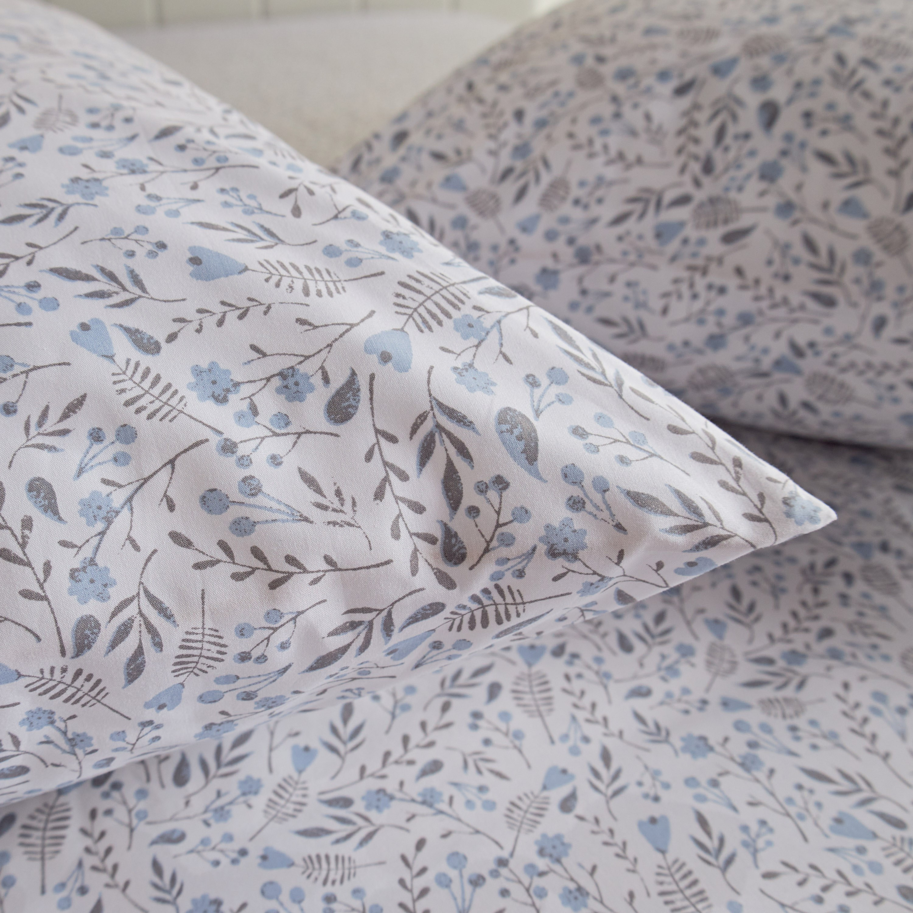 Serenity Cotton Percale 200 Thread Count 2-Piece Standard Printed Pillowcase Set - 50x75 cm-household-bedding-sheetsandpillowcases-pillowcases-image-3