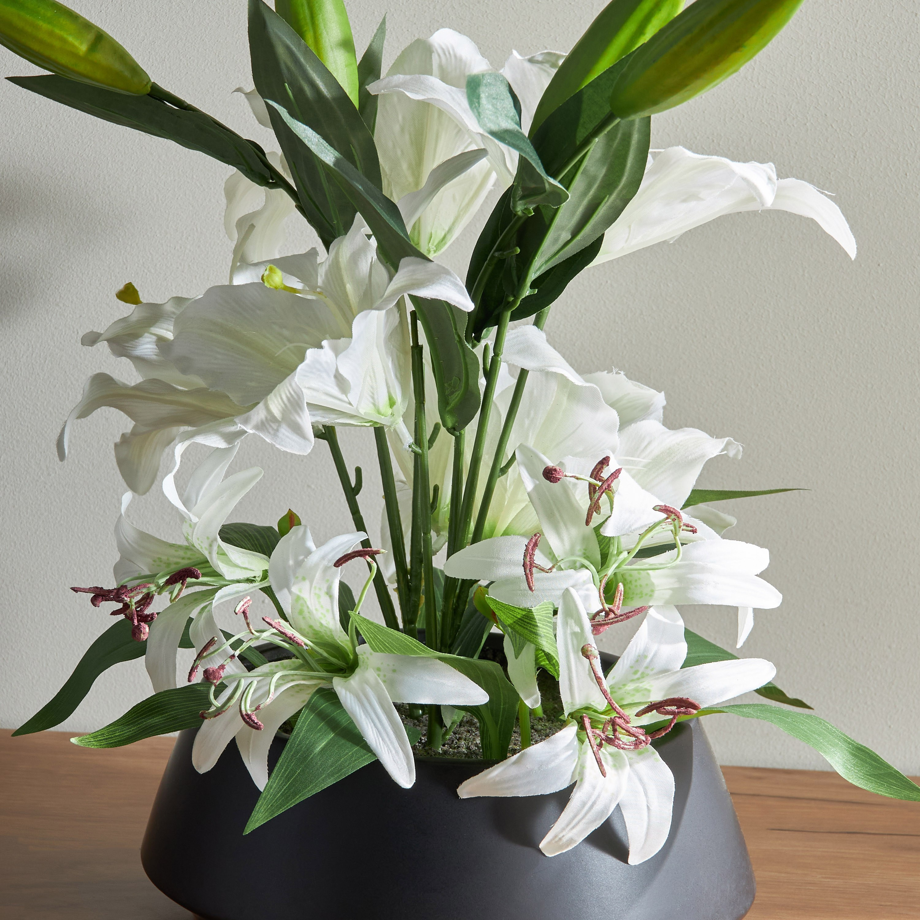 Clio Tiger Lily Plant in Ceramic Pot - 39 cm-household-gardenandoutdoor-artificialflowersandplants-flowers-image-2