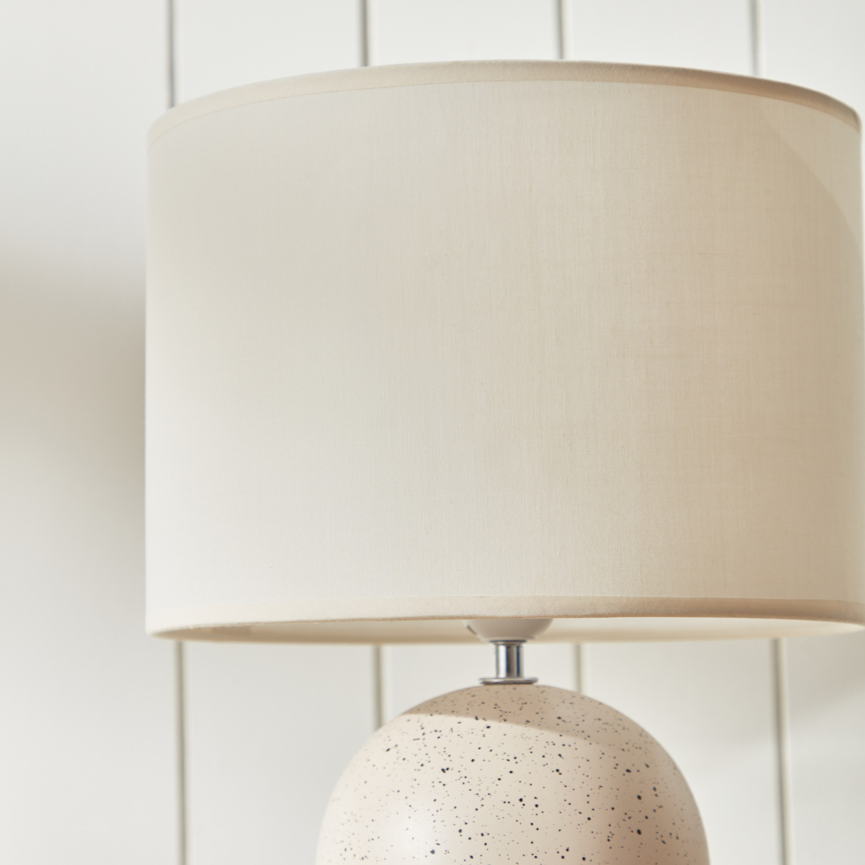 Pirey Ceramic Table Lamp - 44 cm-household-lighting-tableanddesklamps-image-4