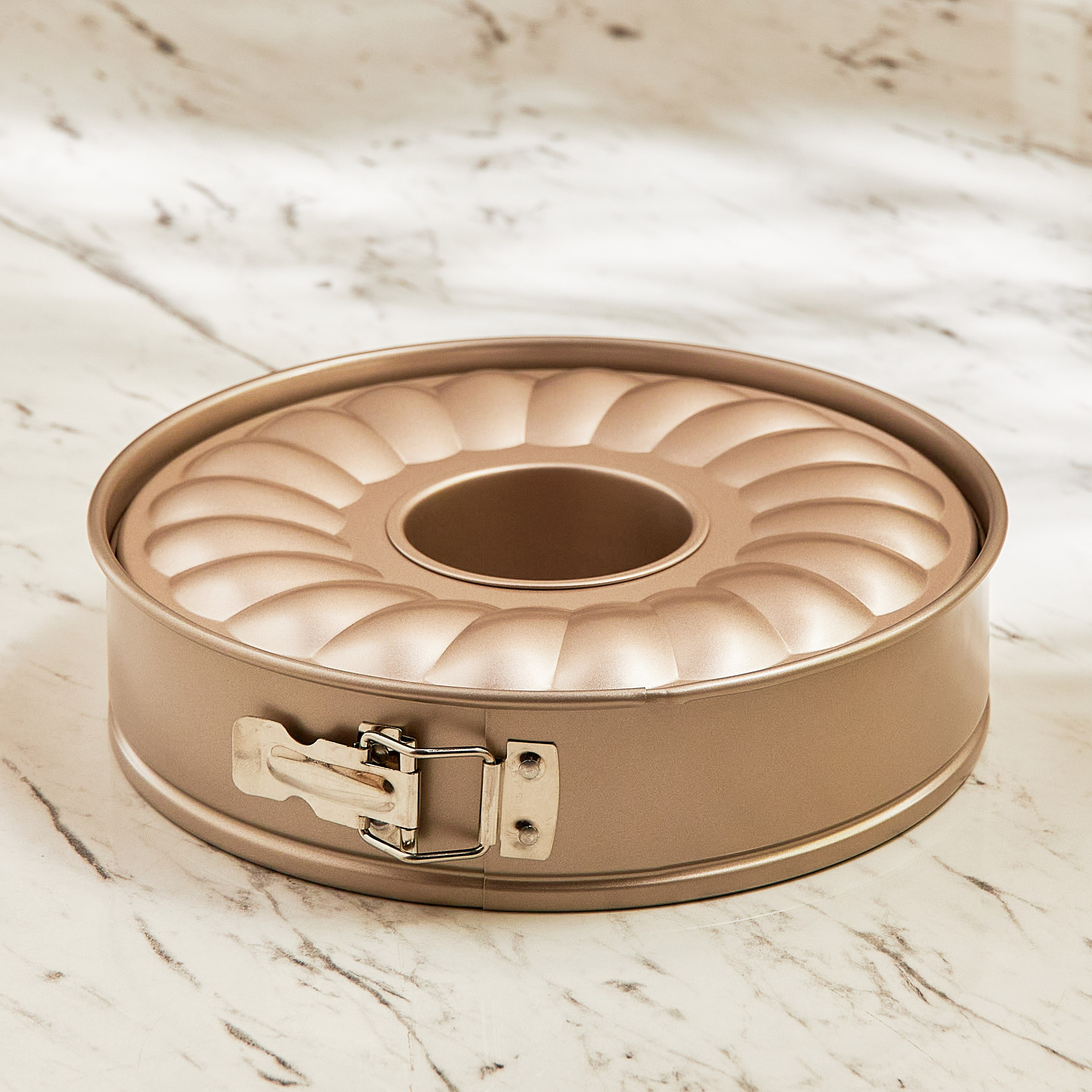 Fluted Cake Modular Cake Pan Shop Decatur Carbon Steel Springform