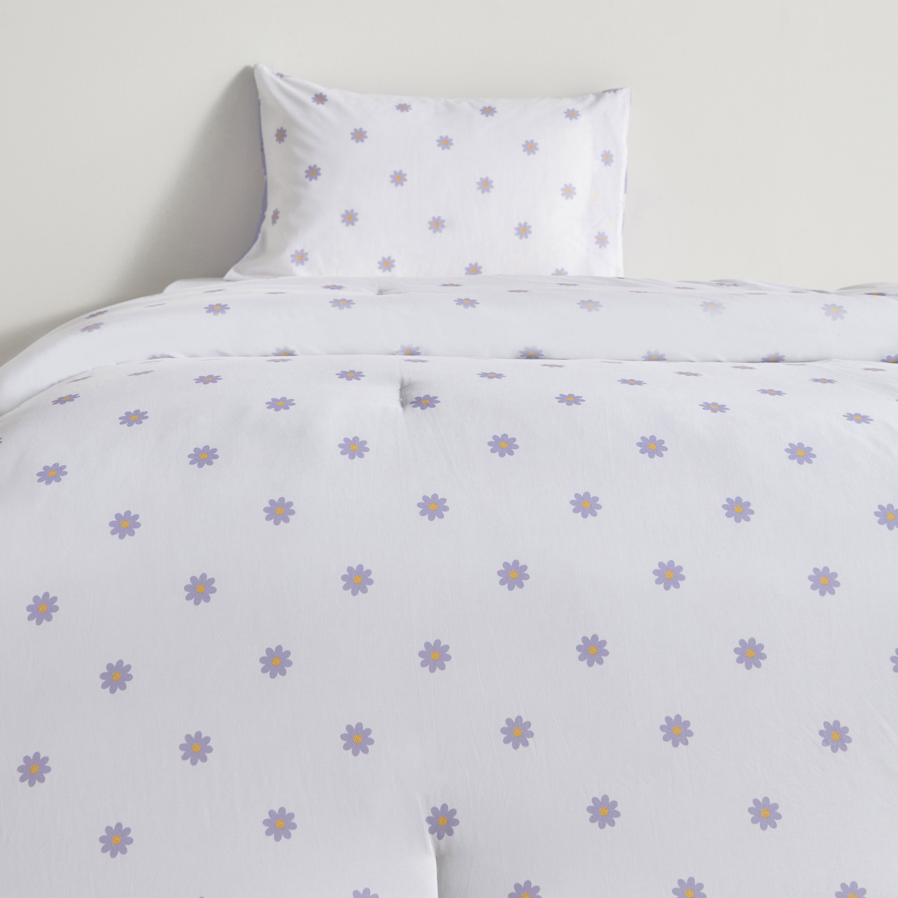 Cloud Daisy 2-Piece Full Reversible Comforter Set - 160x220 cm-babyandkids-beddingandwindows-bedding-comforters-image-2