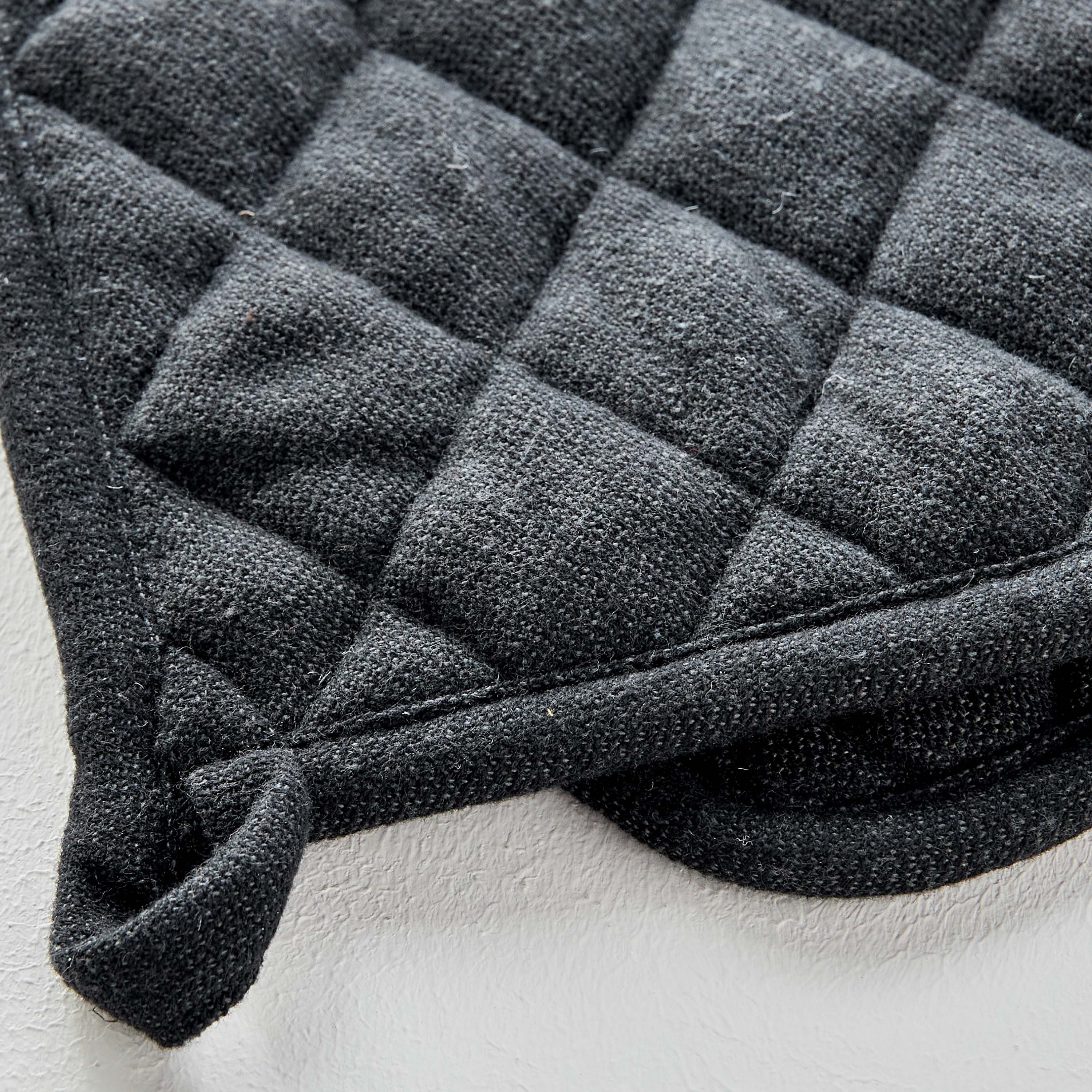 Charcoal Chambray Pot Holder - Set of 2-household-kitchen-kitchenlinen-apronsmittsandpotholders-image-2