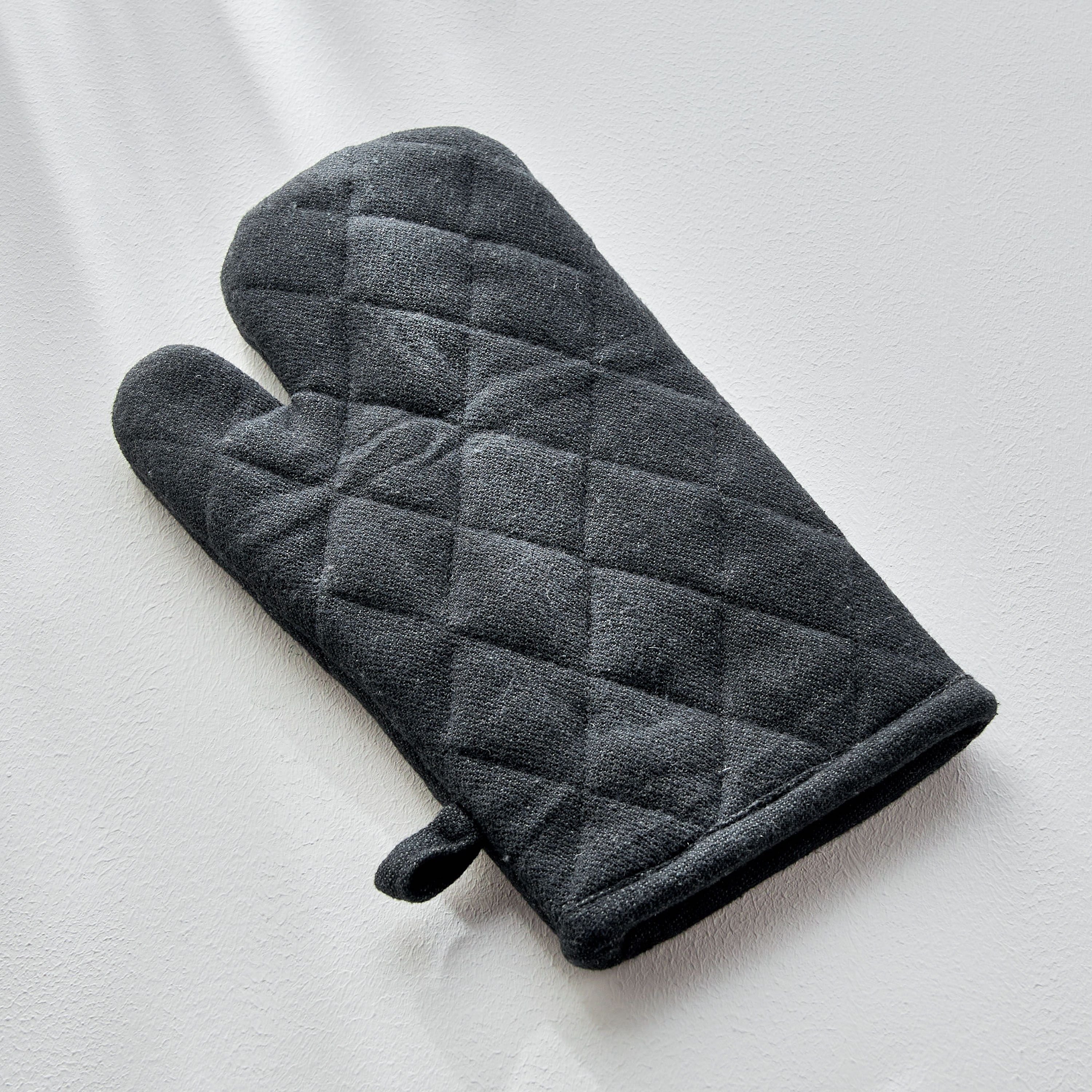 Charcoal Chambray Single Oven Glove-household-kitchen-kitchenlinen-apronsmittsandpotholders-image-1