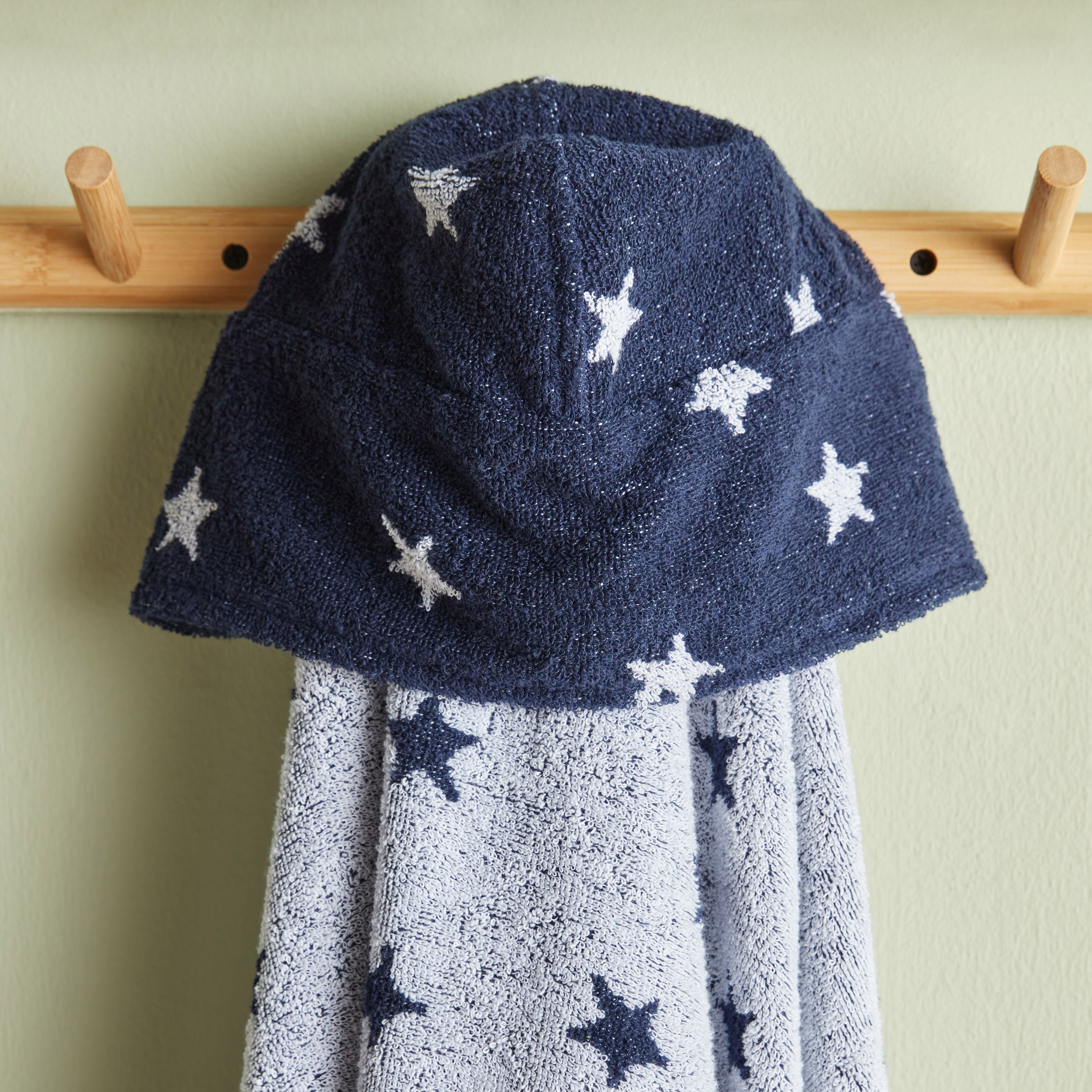 Shop Stars Hooded Towel 50x90 cm Homecentre Egypt