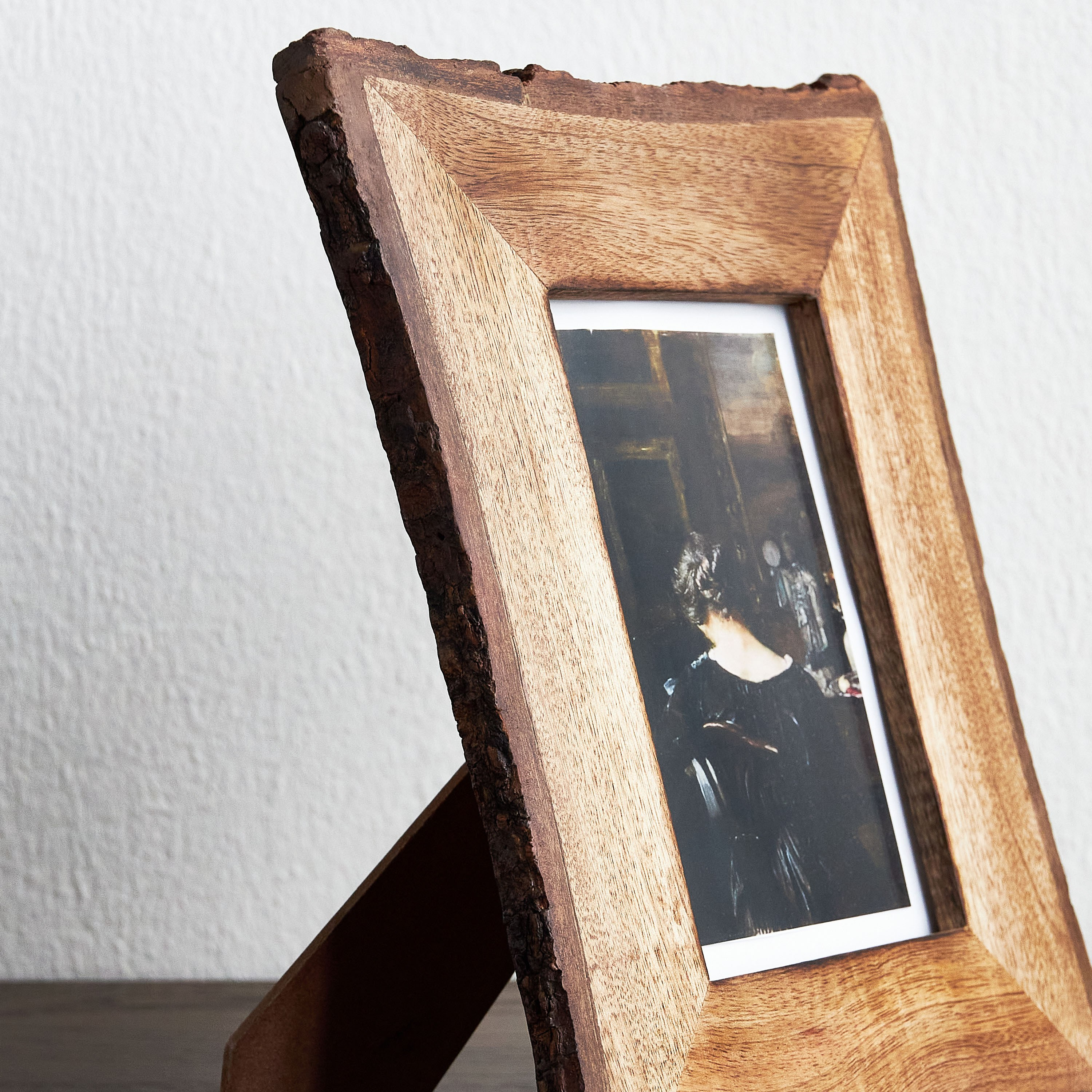 Indiana Photo Frame - 23x29 cm-household-walldecorandmirrors-photoframes-image-3