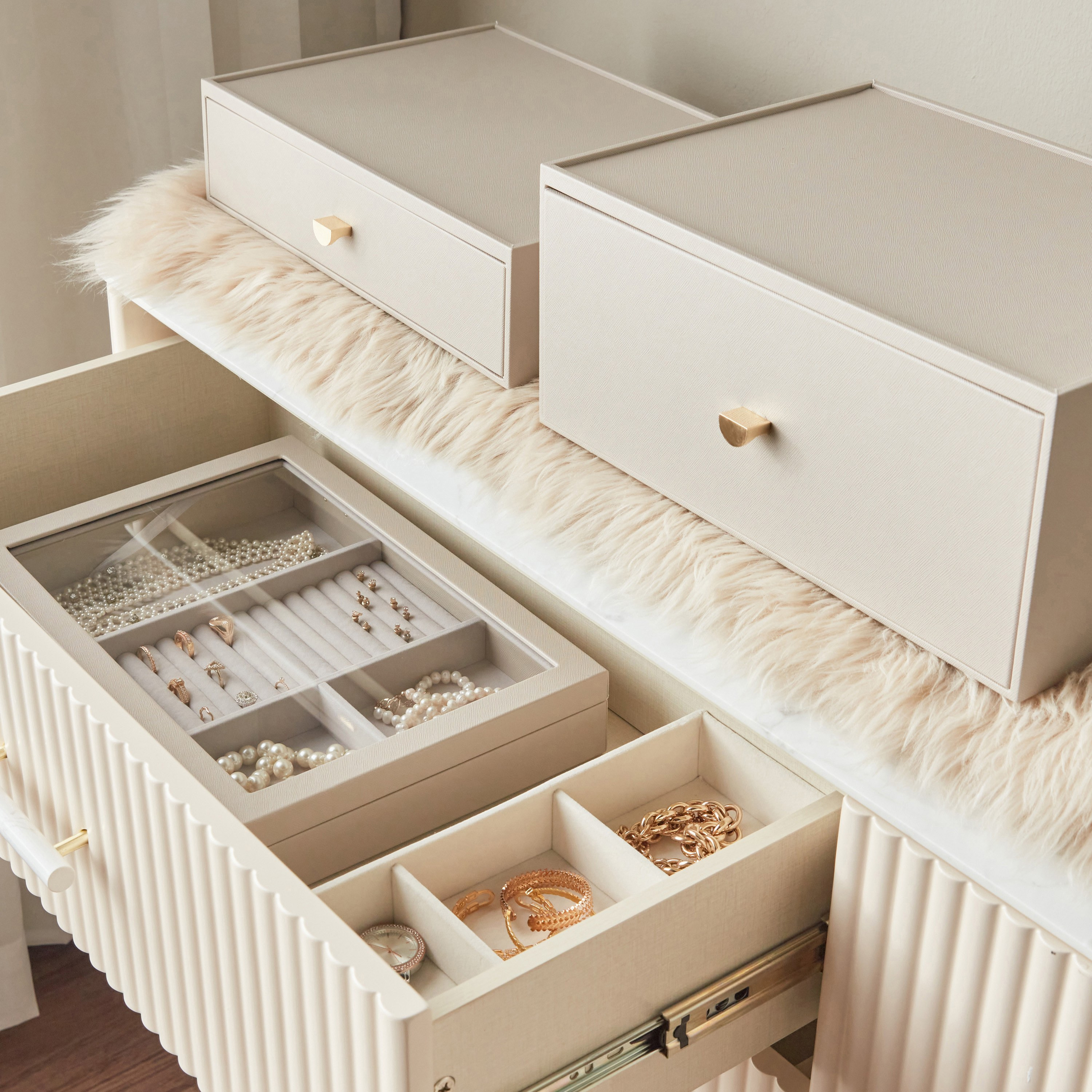 Natalia Jewellery Organiser-household-storage-jewelleryorganizing-jewelleryboxesandstands-image-5