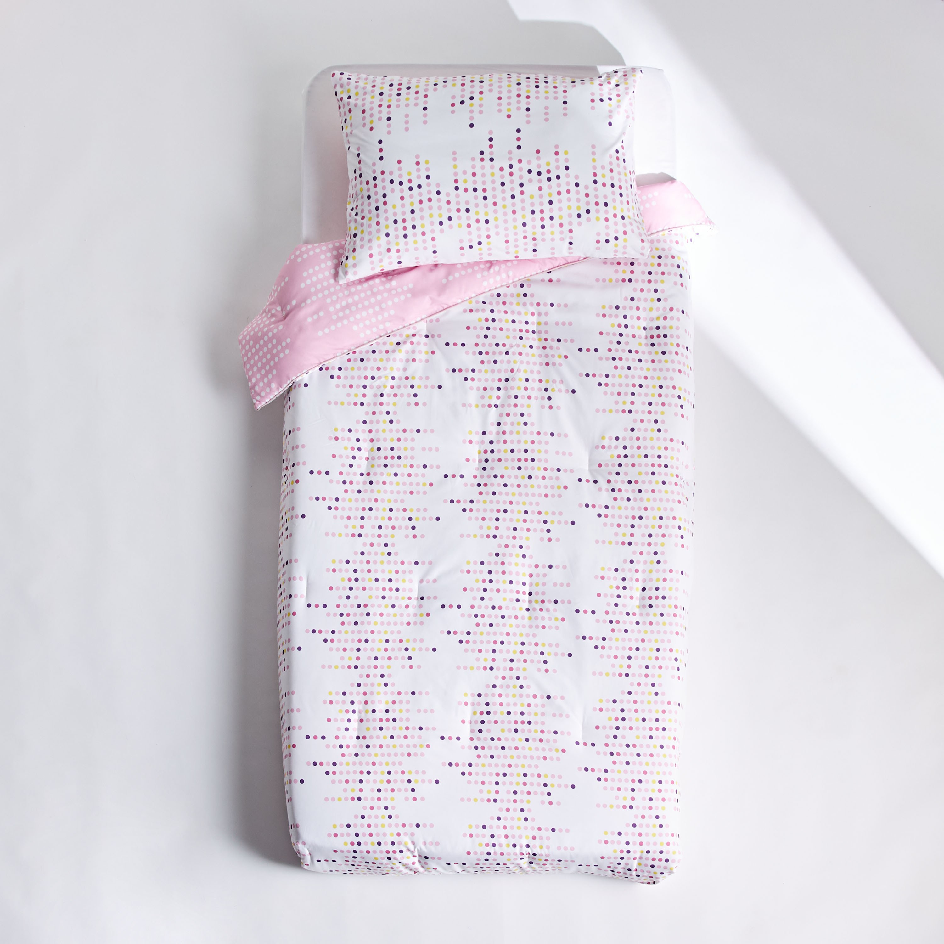 Jiggle Dots 2-Piece Single Reversible Comforter Set - 135x220 cm-babyandkids-beddingandwindows-bedding-comforters-image-3