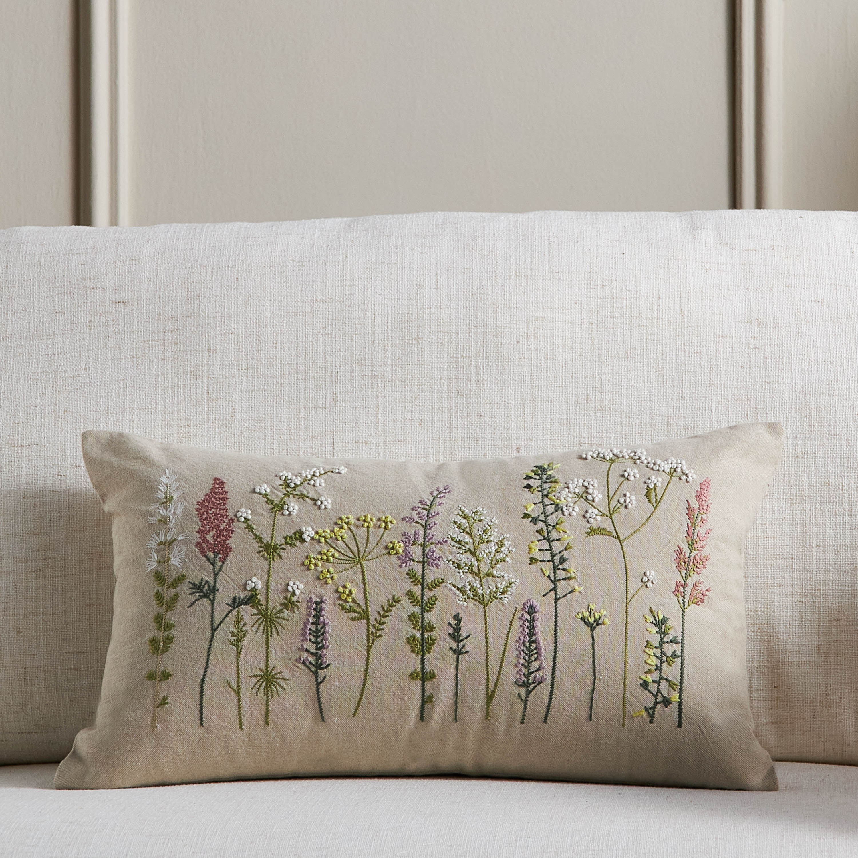 وسادة محشوة مطرزة - بوتاني - 30x50 سم-household-cushionsandthrows-filledcushions-decorativecushions-image-1