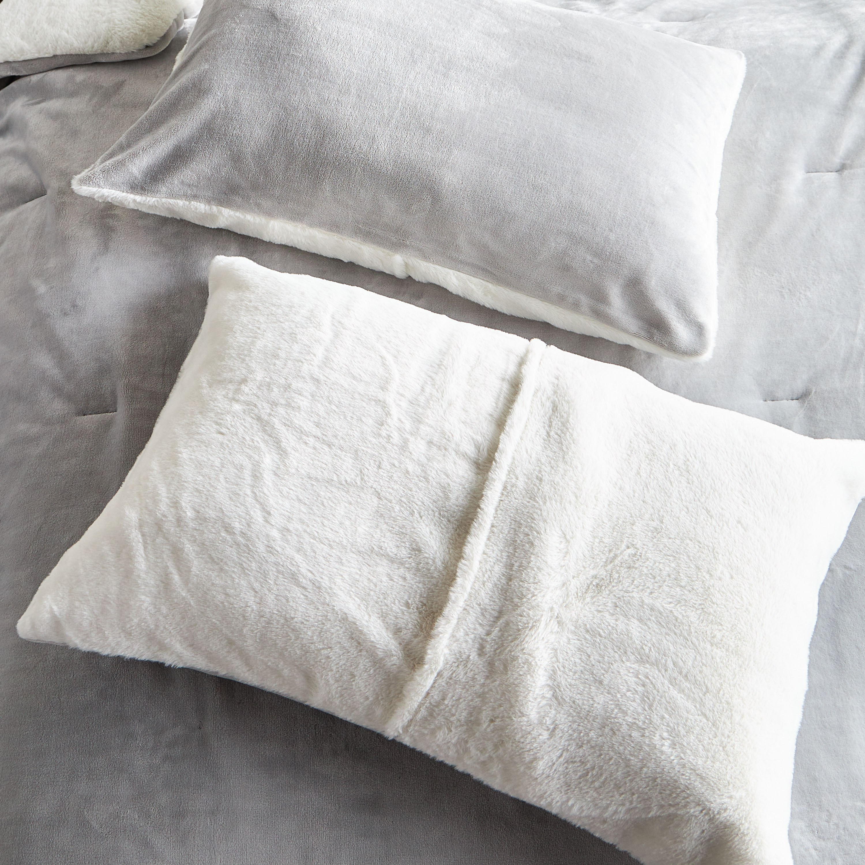 Opal Solid Flannel 3-Piece Single Comforter Set - 150x240 cm-household-bedding-comfortersandbedspreads-comforters-image-3