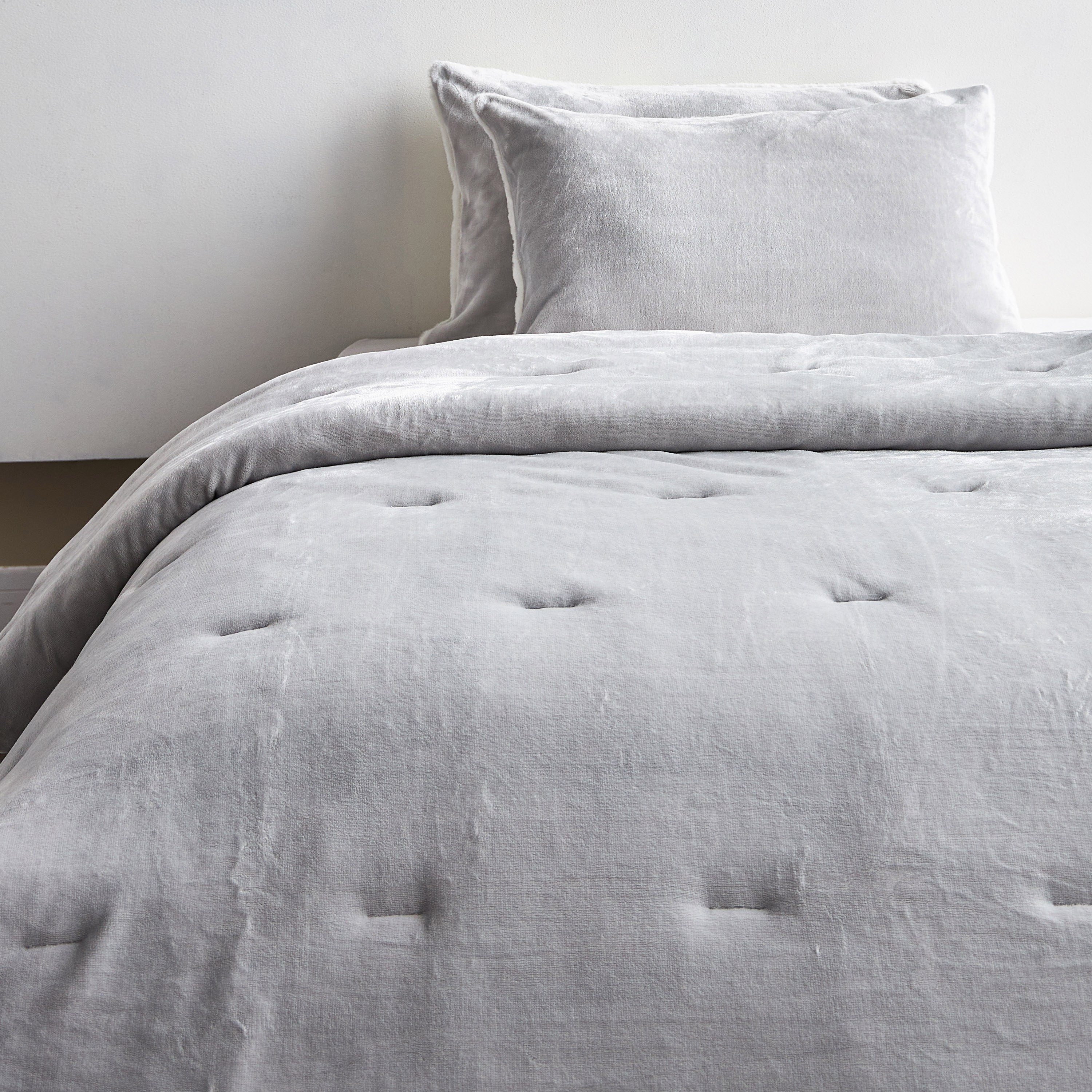 Opal Solid Flannel 3-Piece King Comforter Set - 240x260 cm-household-bedding-comfortersandbedspreads-comforters-image-2