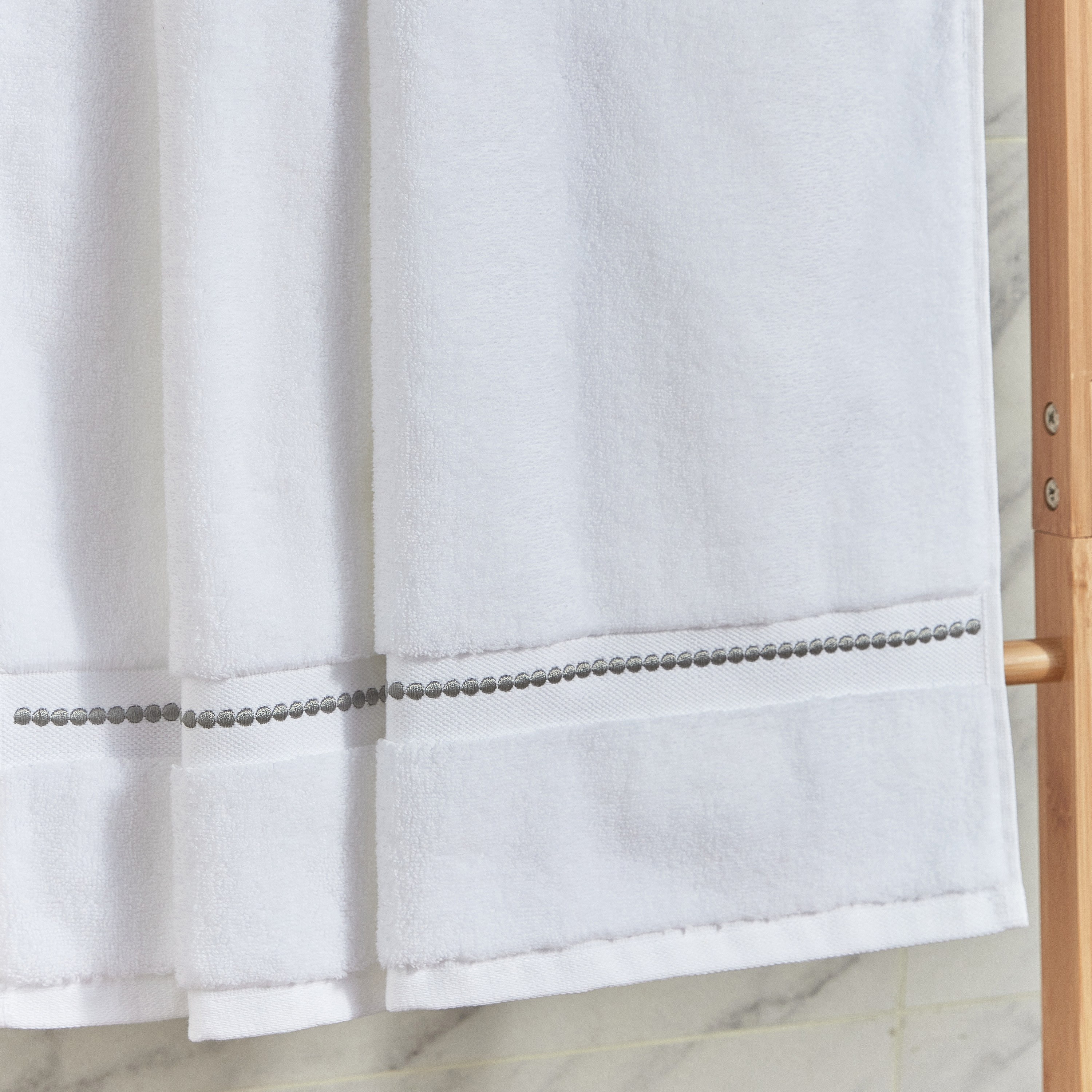 Varseilles Bath Towel - 70x140 cm-household-bathandlaundry-bathlinen-towels-image-2