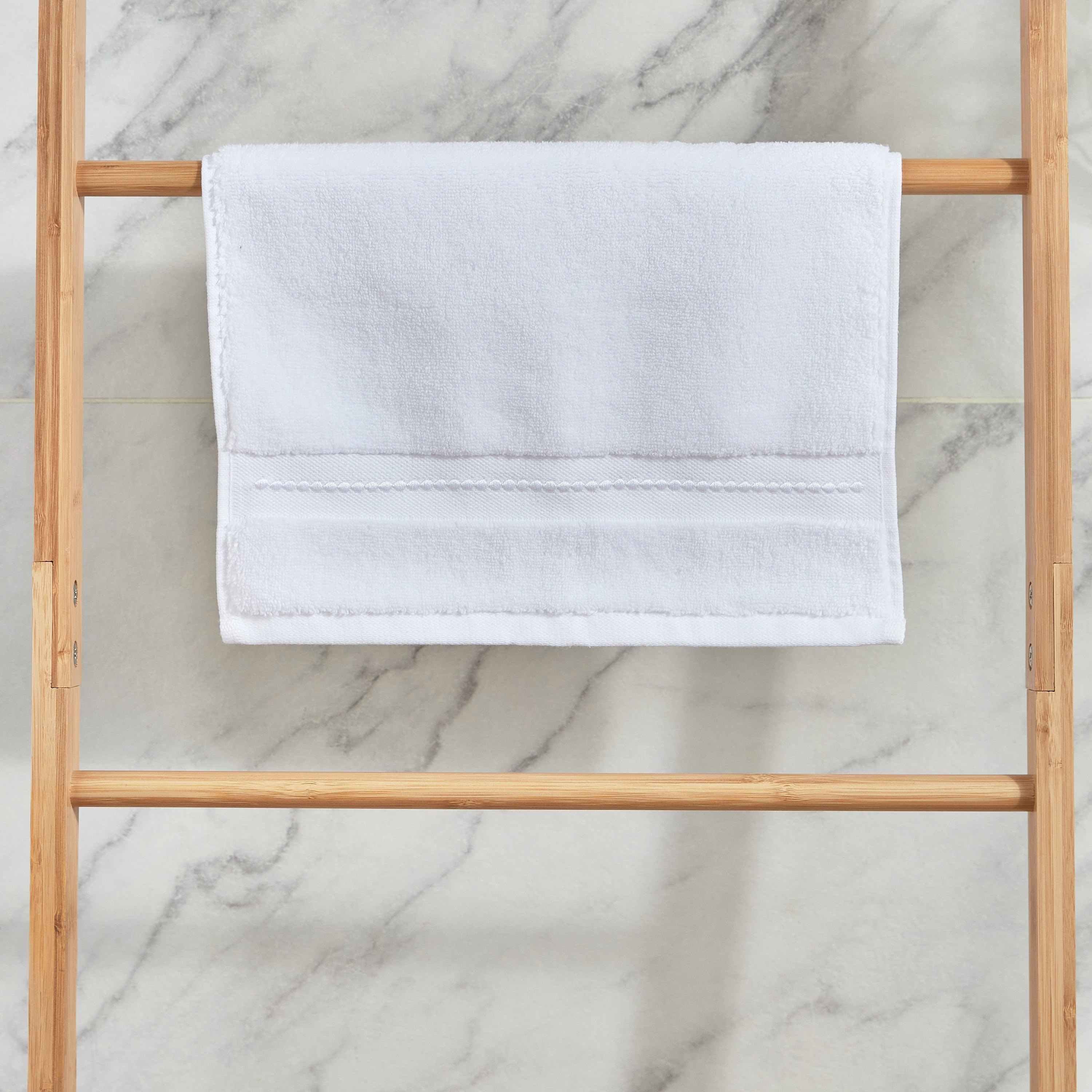 Varsailles Fingertip Towel - 33x33 cm-household-bathandlaundry-bathlinen-towels-image-1